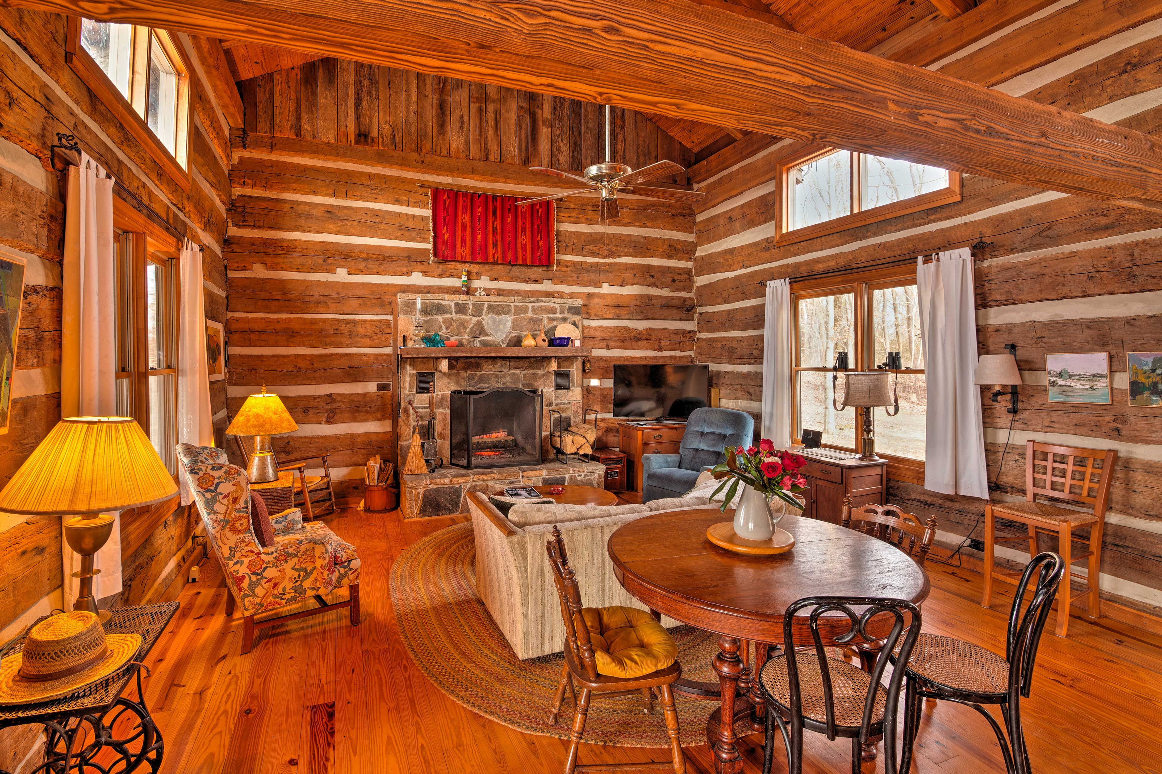 Living Room | Wood-Burning Fireplace | Smart TV
