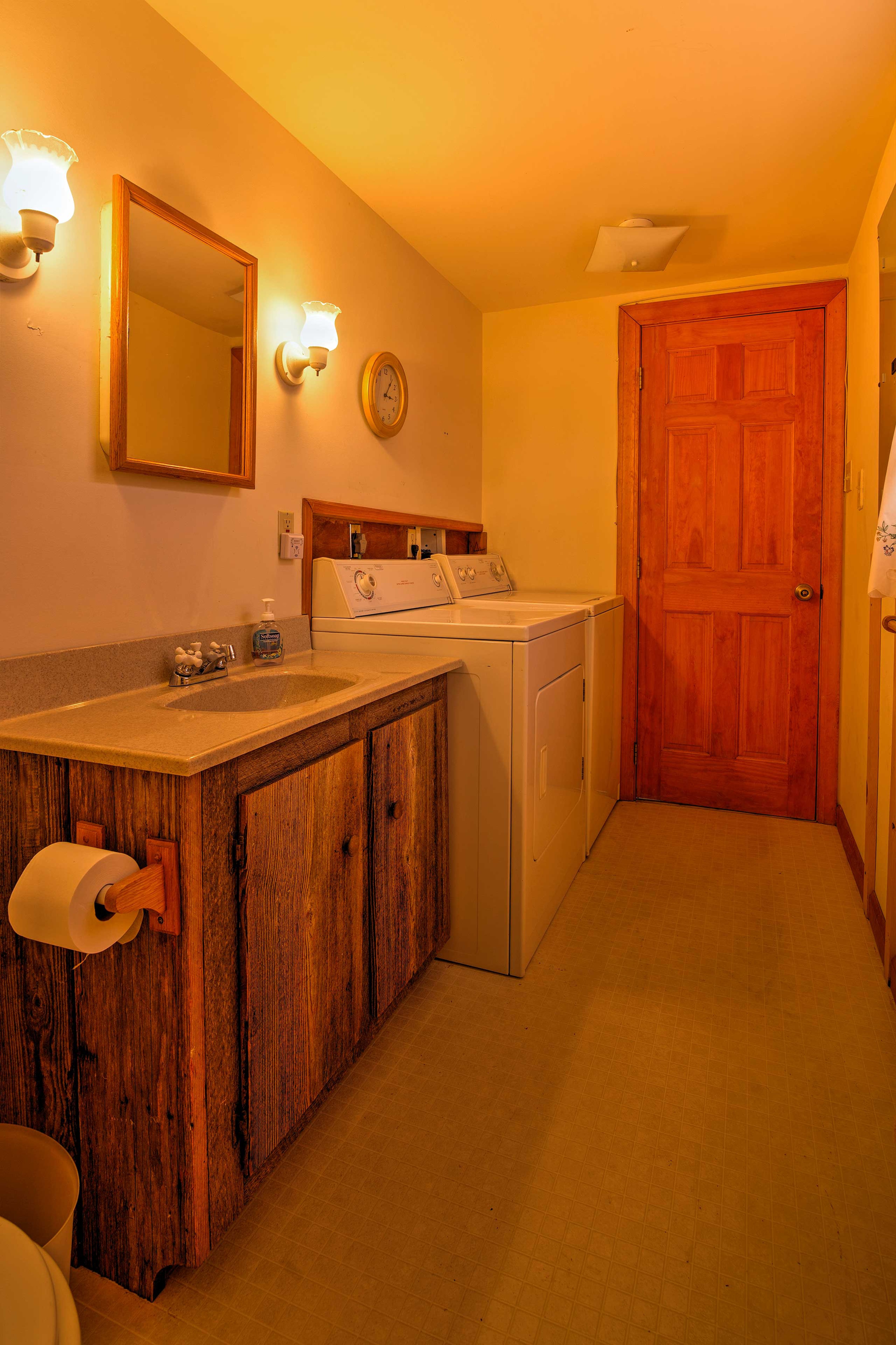Full Bathroom | In-Unit Laundry