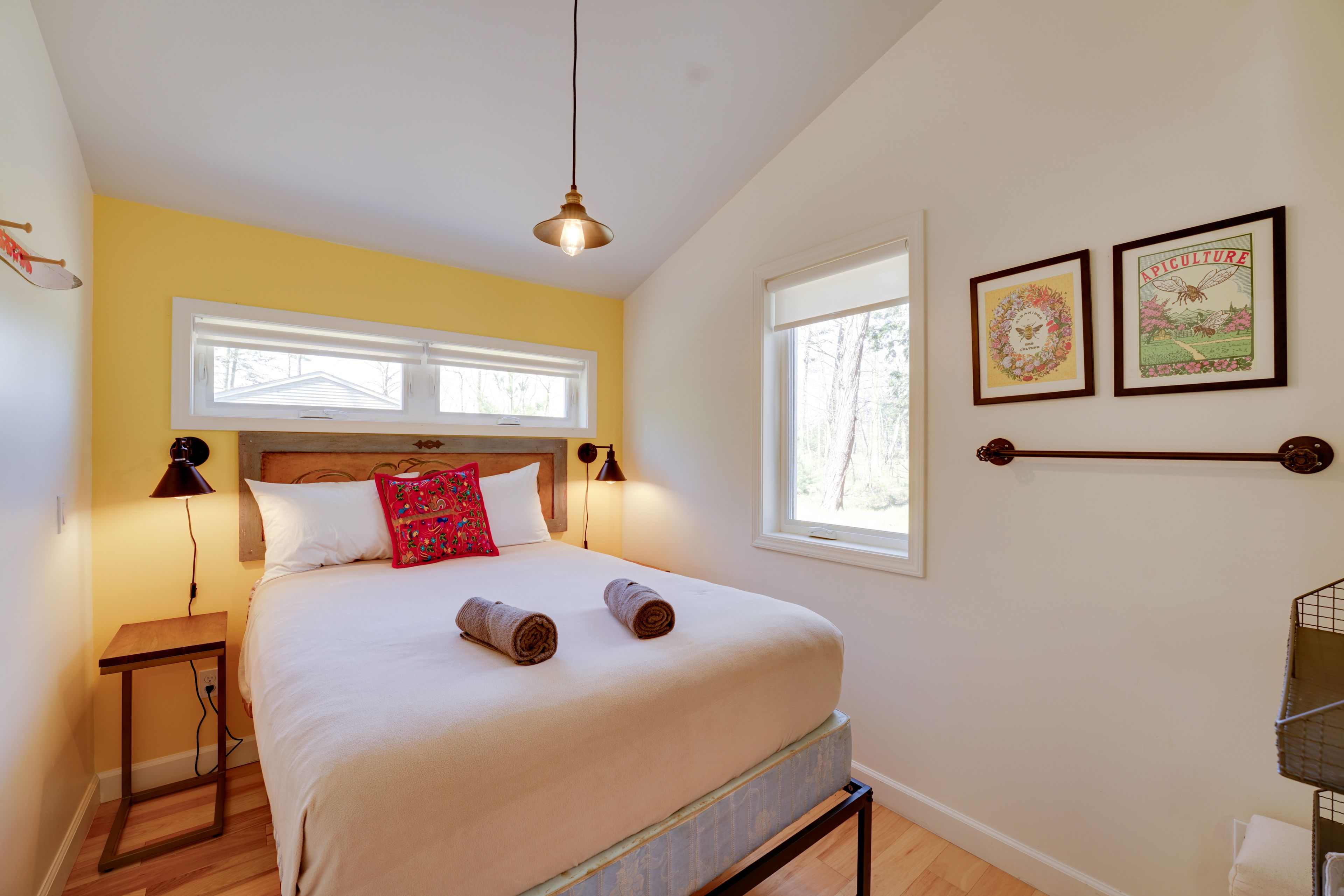 Bedroom 1 | Full Bed