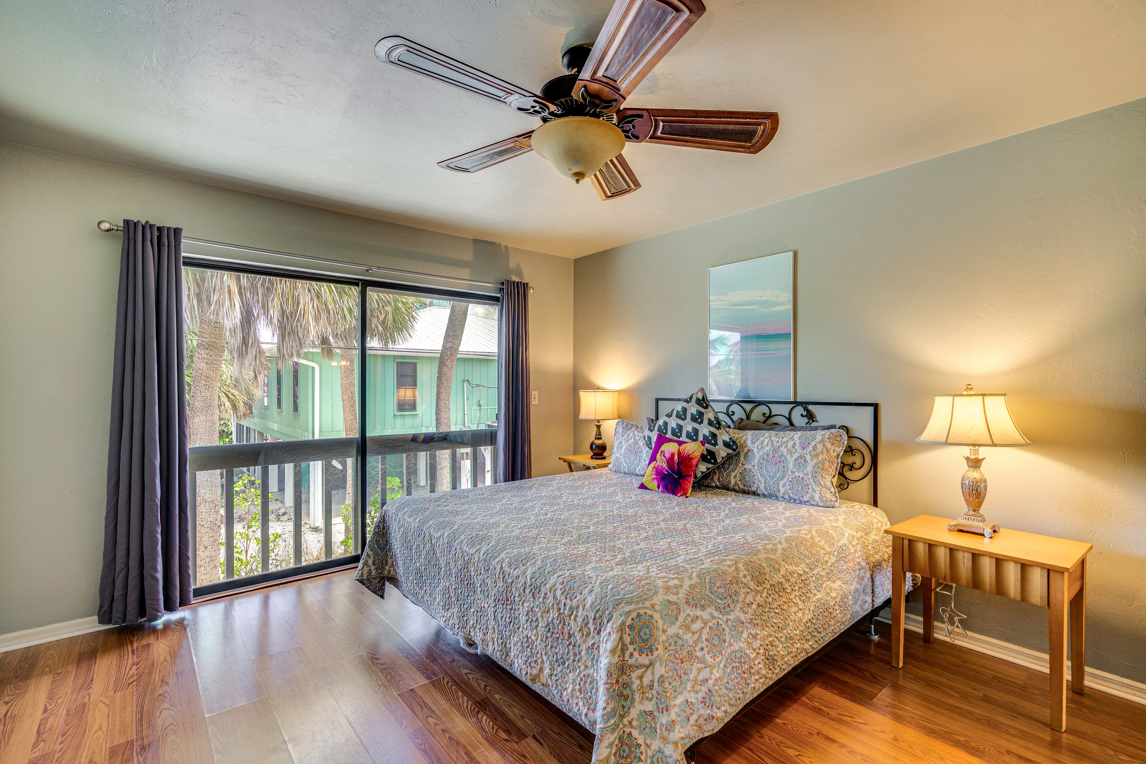 Bedroom 1 | King Bed | Linens Provided