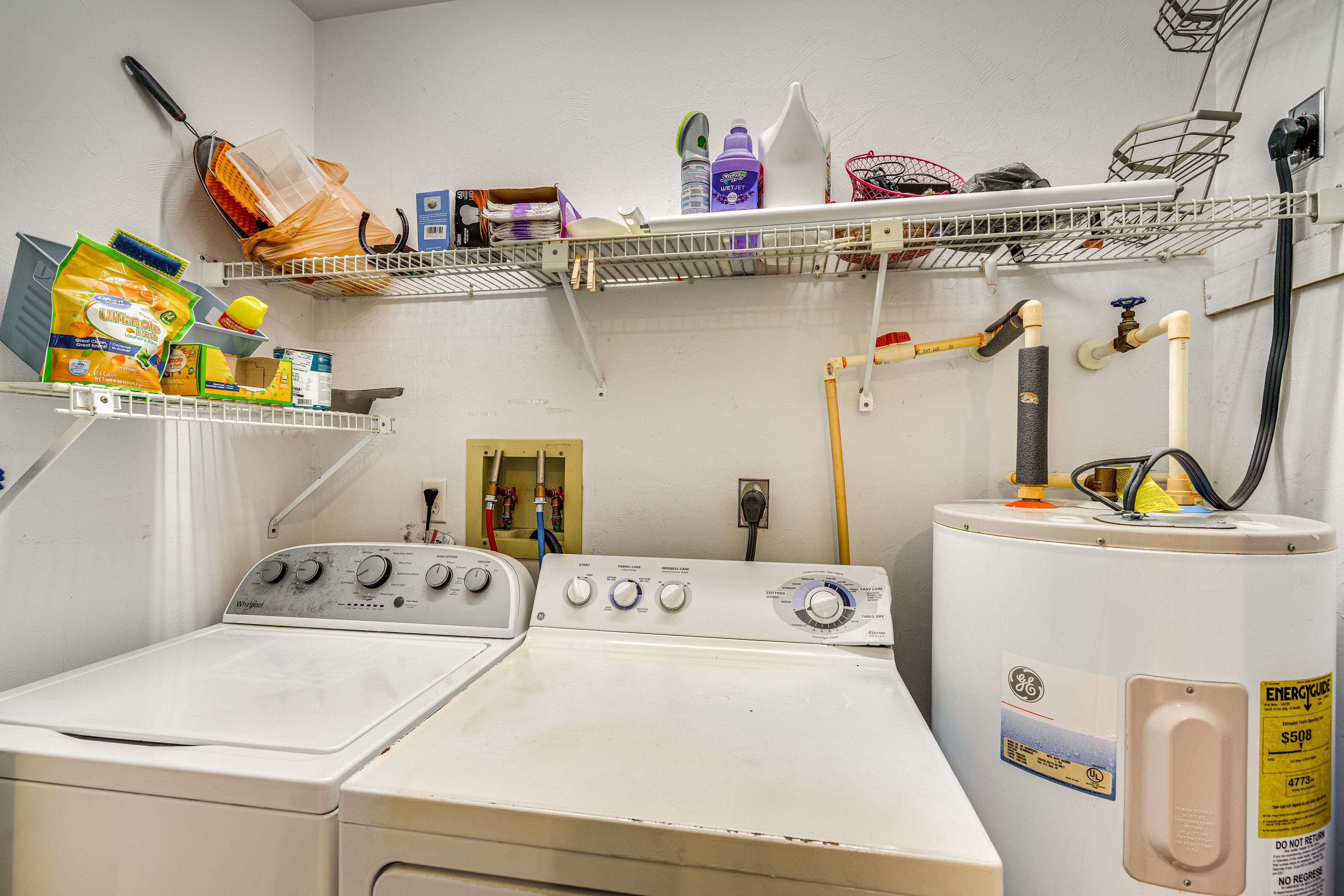 Laundry Room | Washer & Dryer
