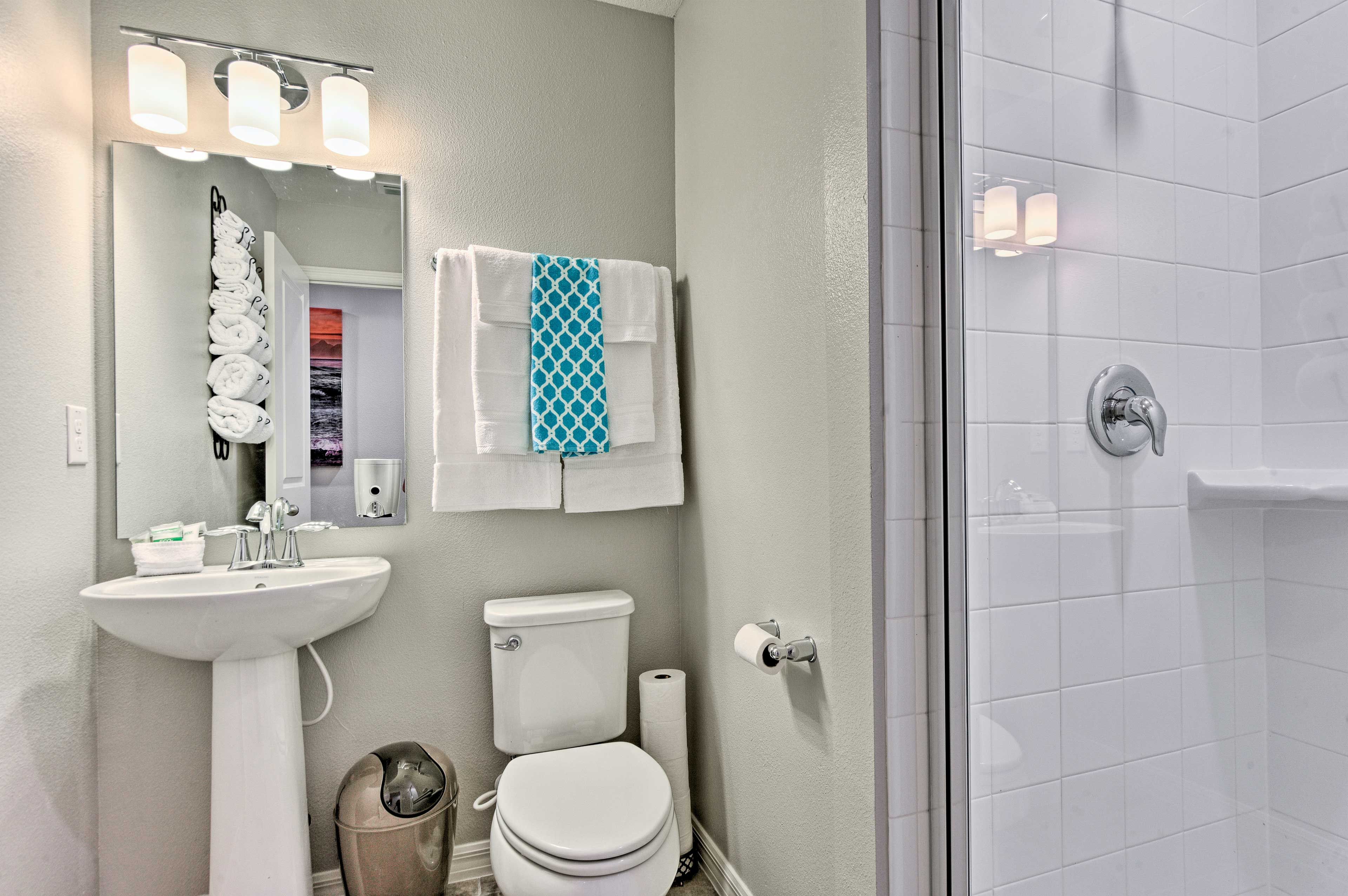 Wash up in this full bathroom.