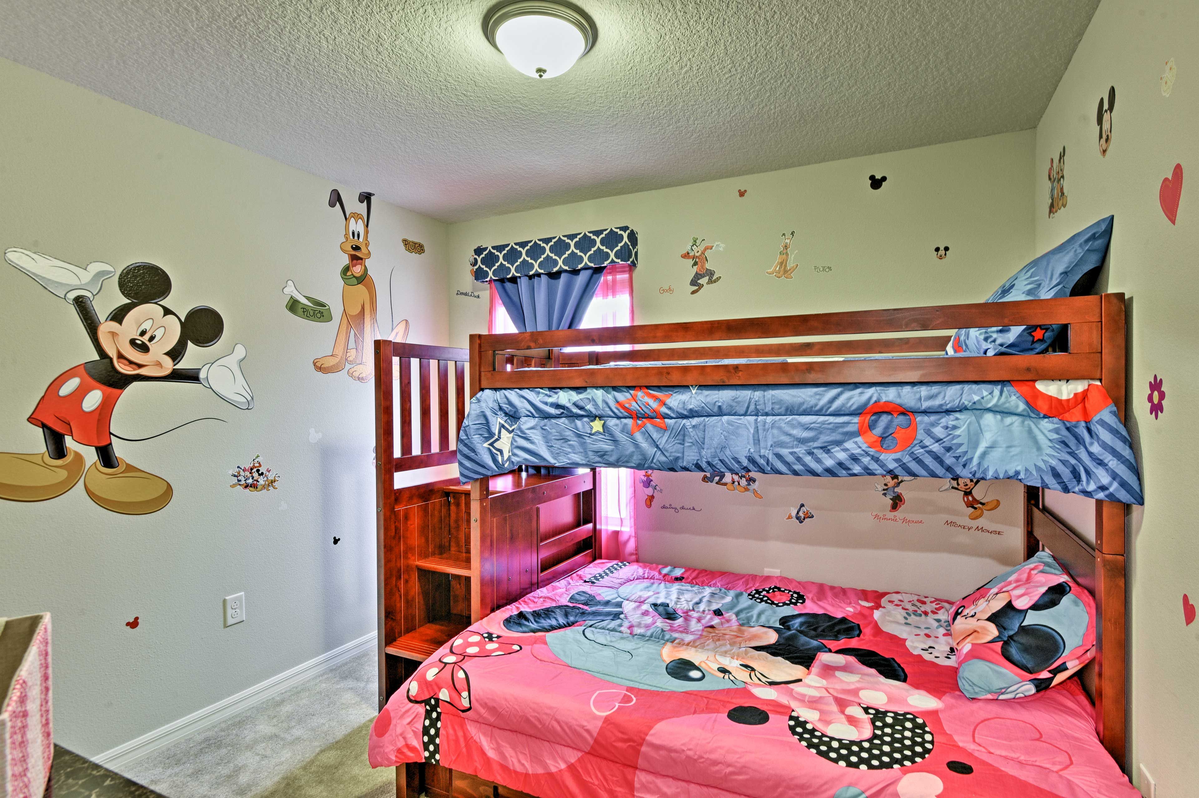 The kids will love this Mickie and Minnie room!