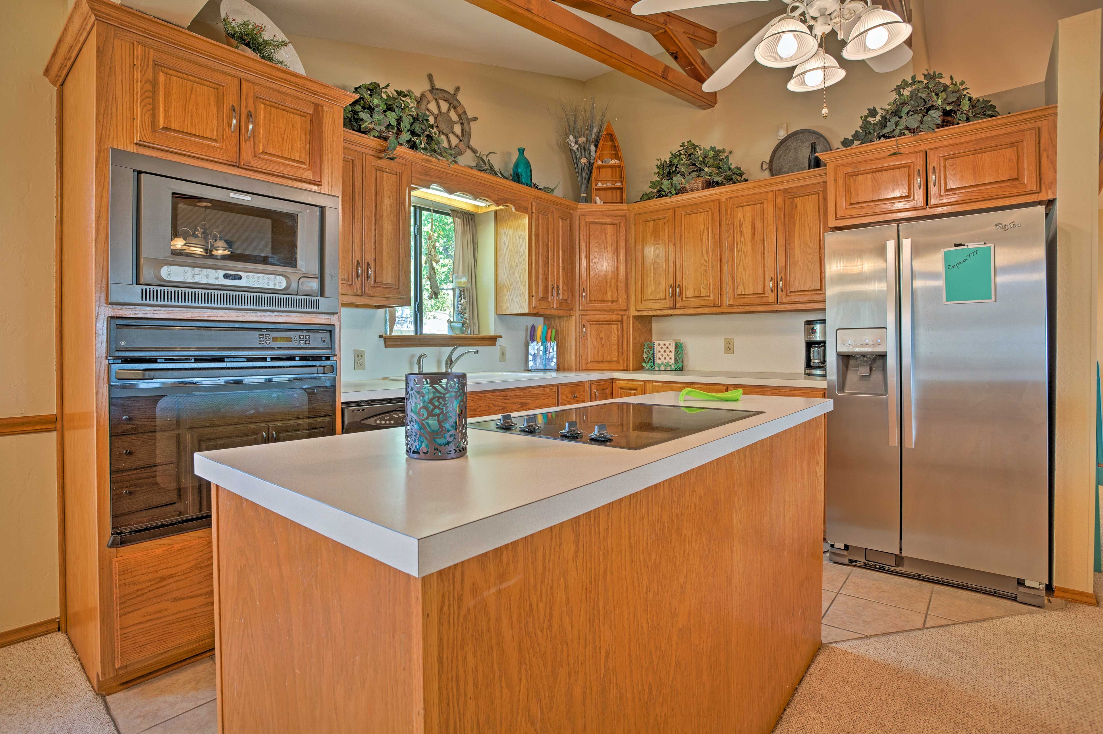 You'll find everything you need to whip up dinner in the fully equipped kitchen!