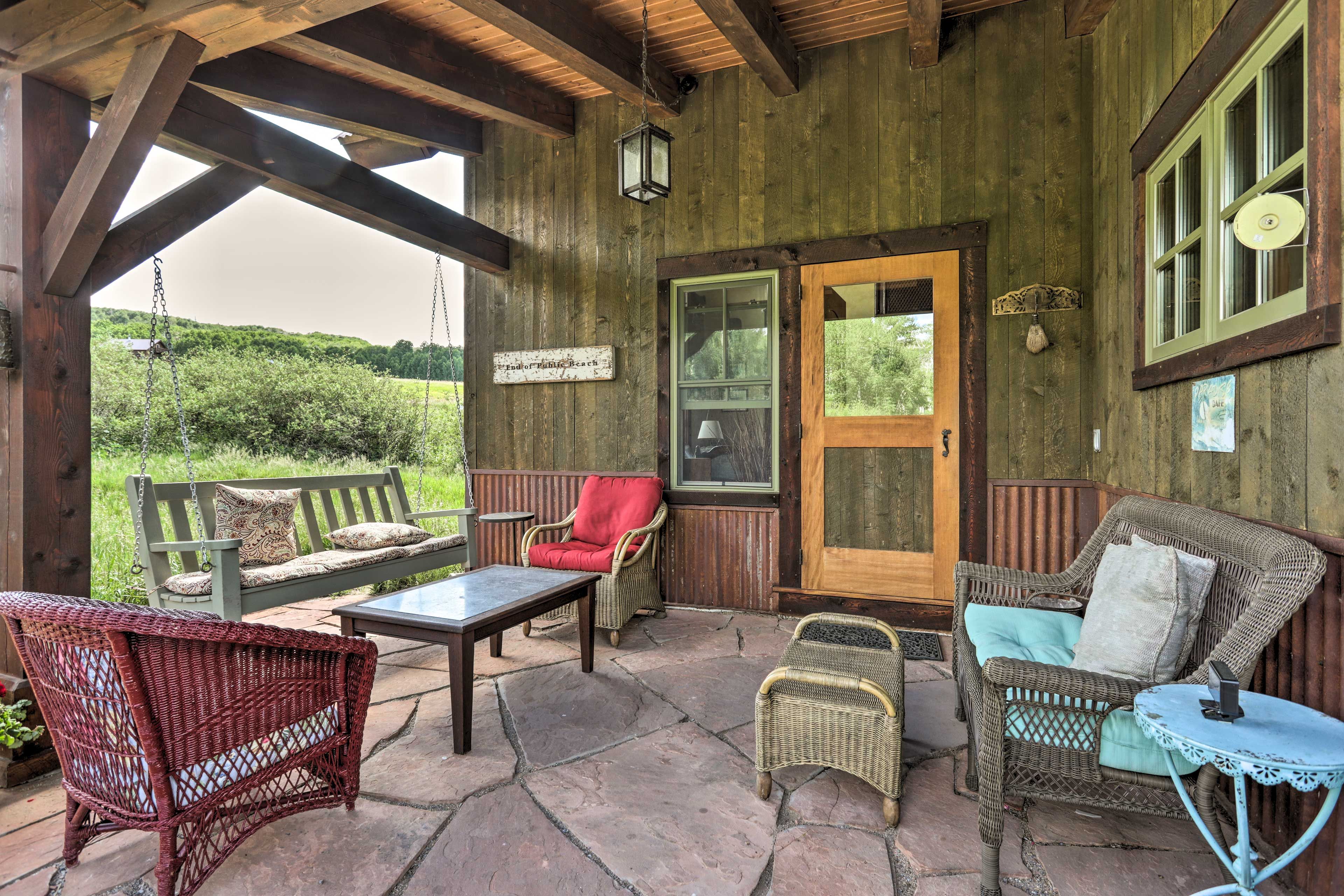 Front Patio | Swing Chair