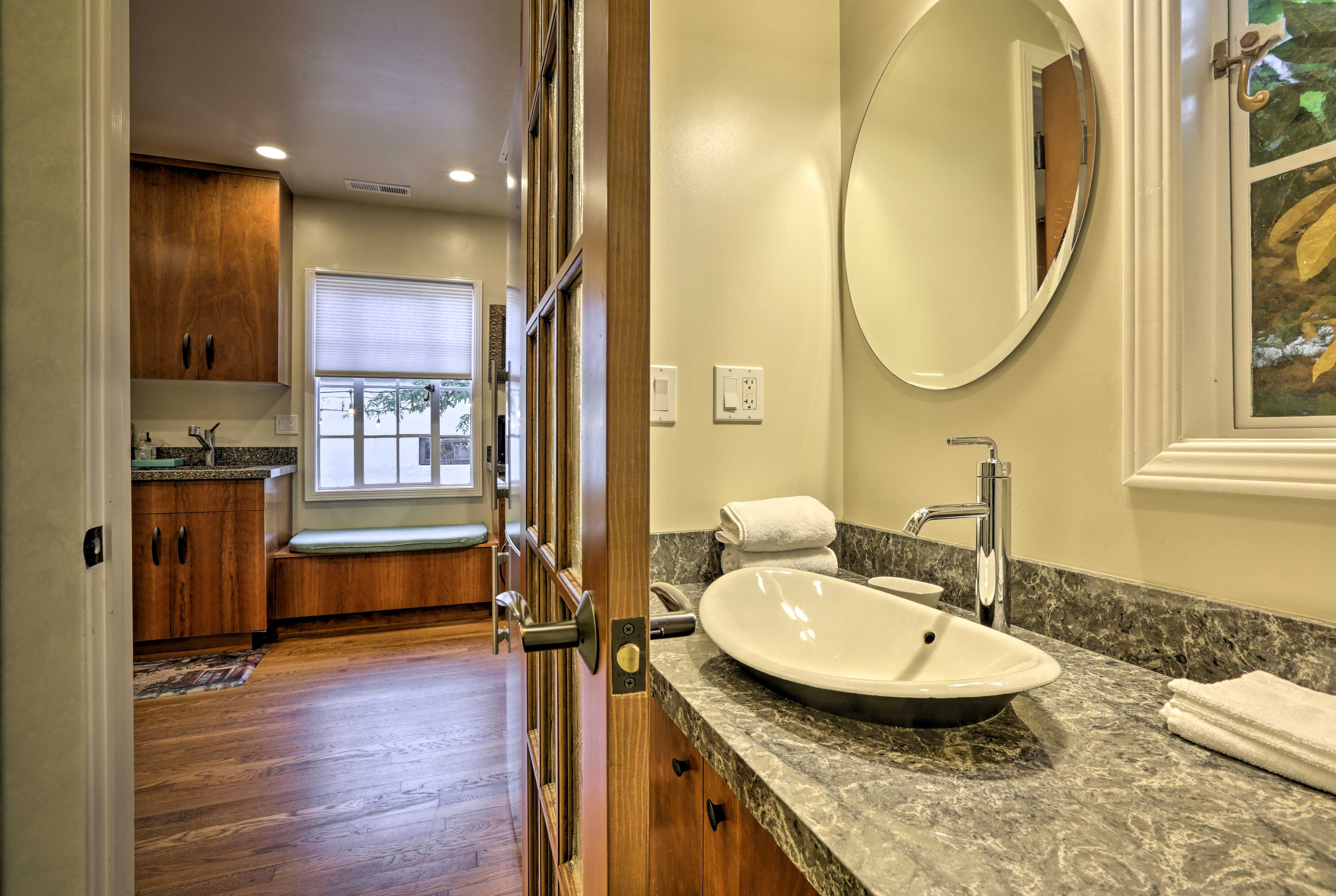 Bathroom | Linens/Towels