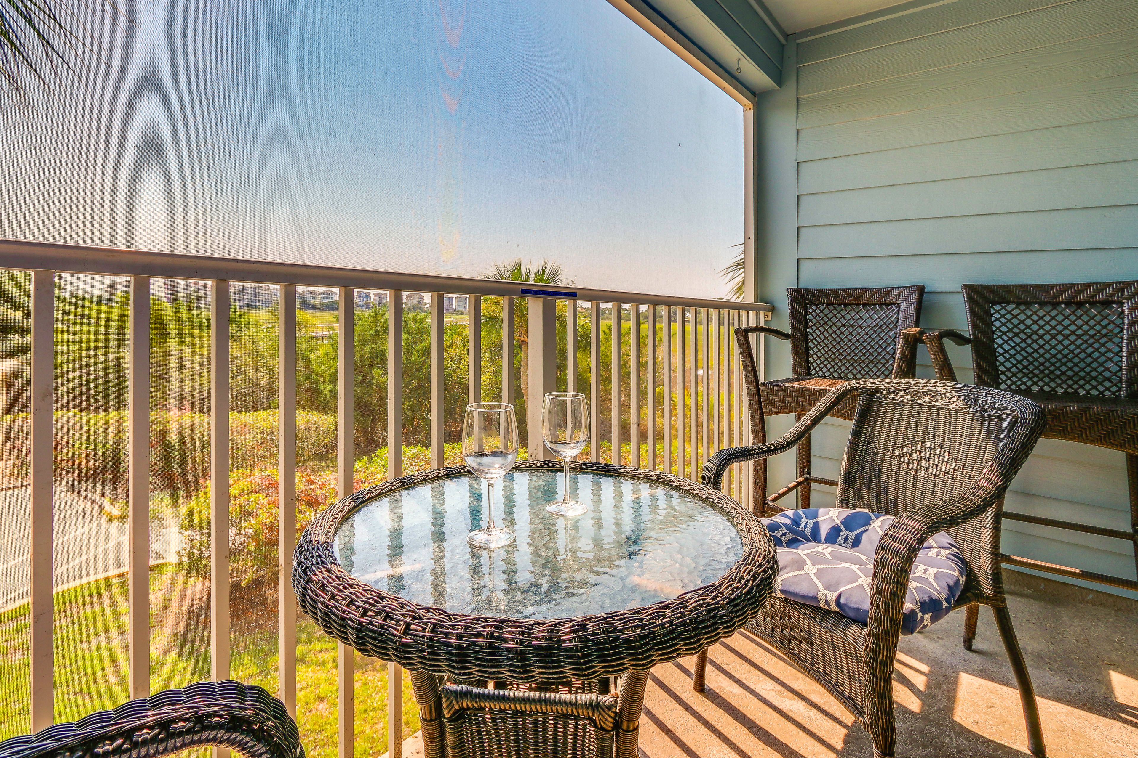 Hilton Head Vacation Rental | 2BR | 2BA | 860 Sq Ft | Elevator Access