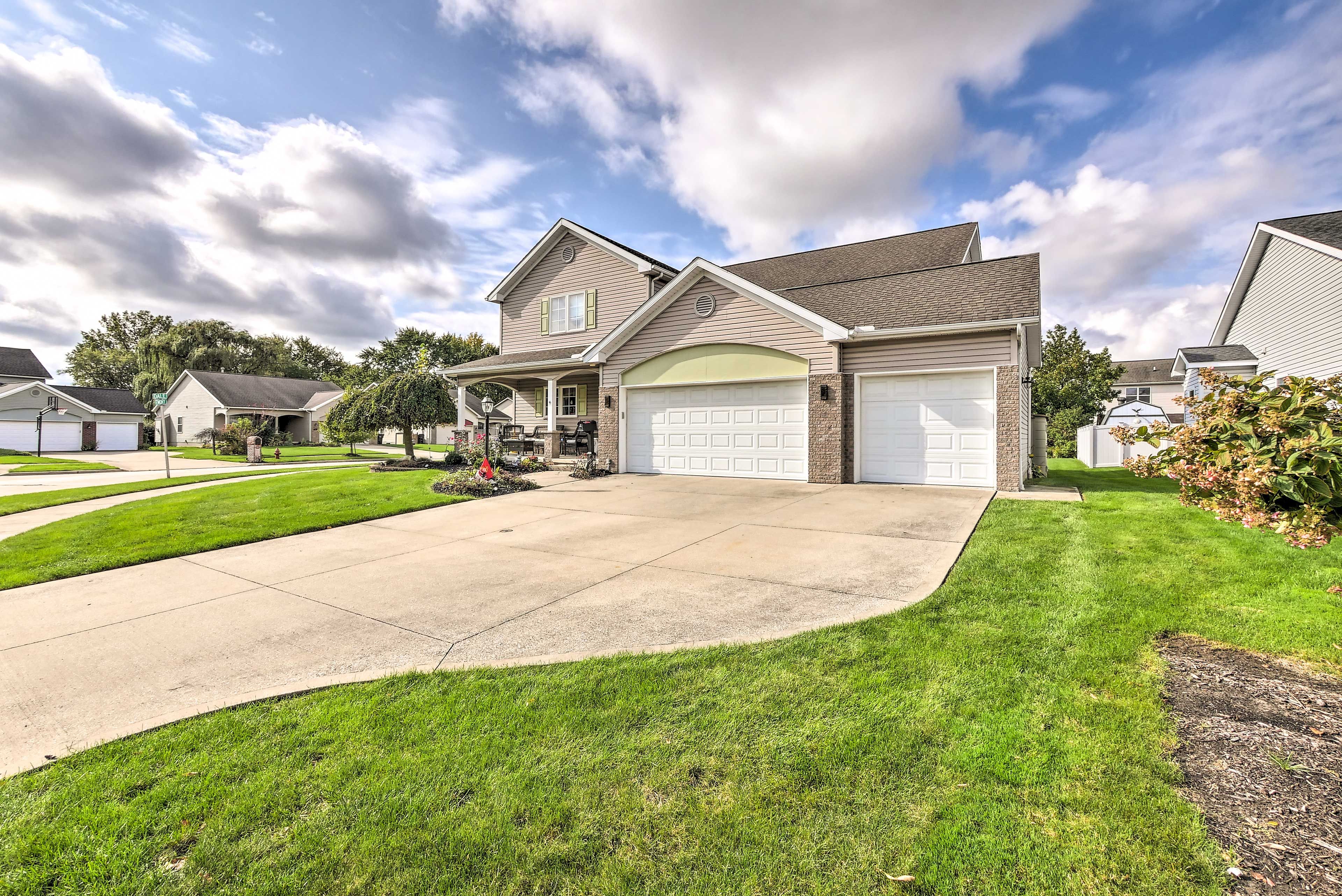Driveway (4 Vehicles)
