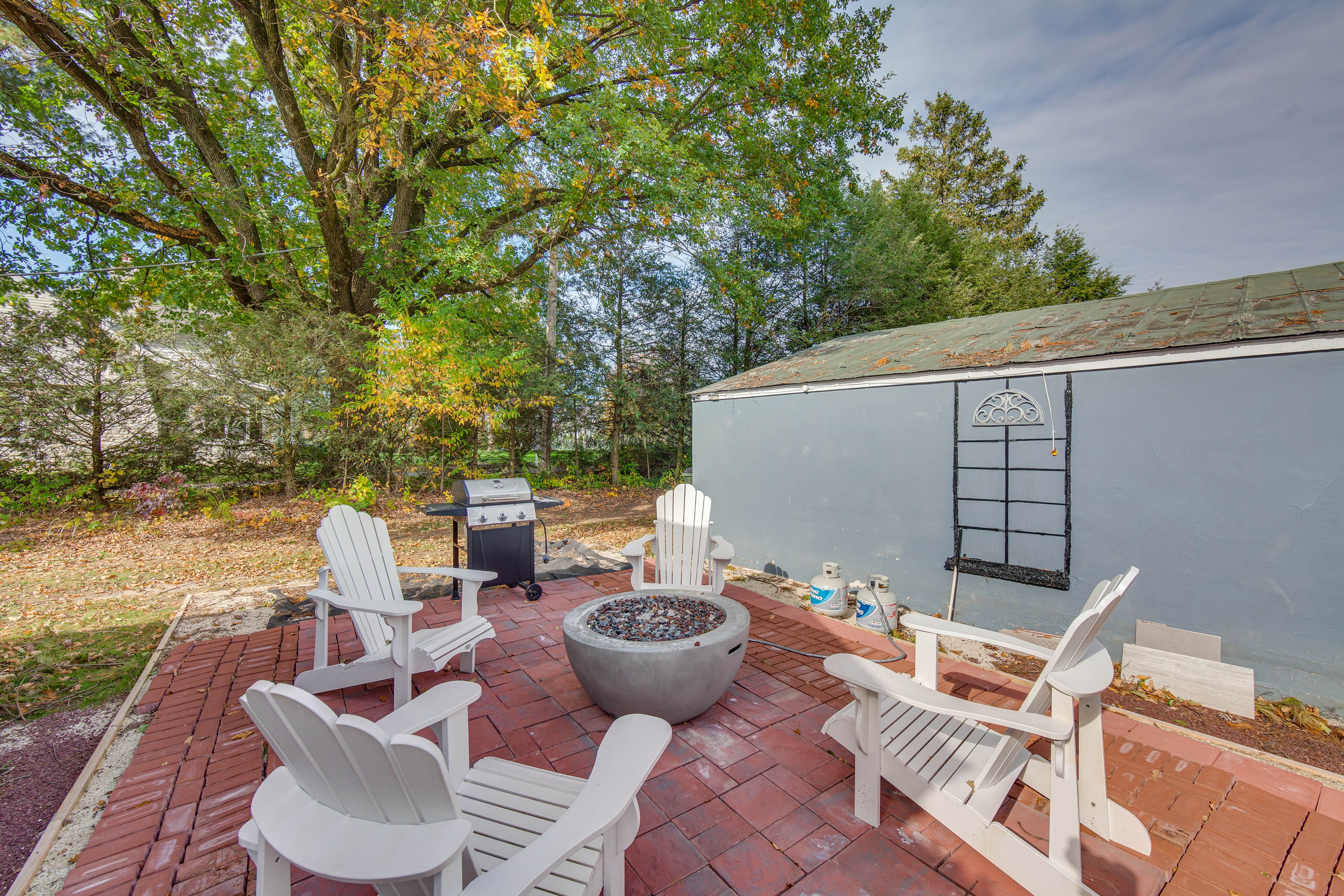 Patio | Fire Pit
