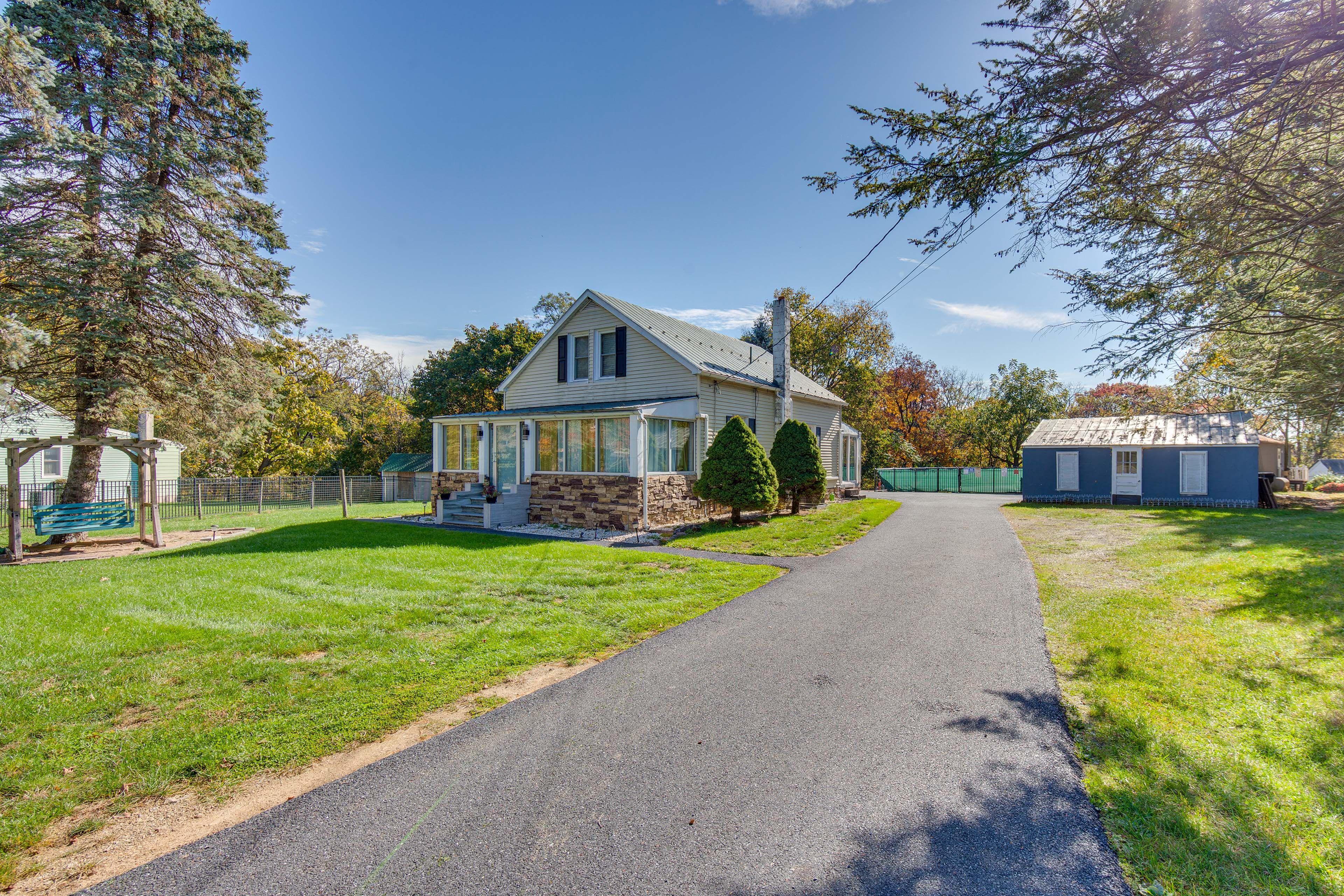 Ample Driveway Parking