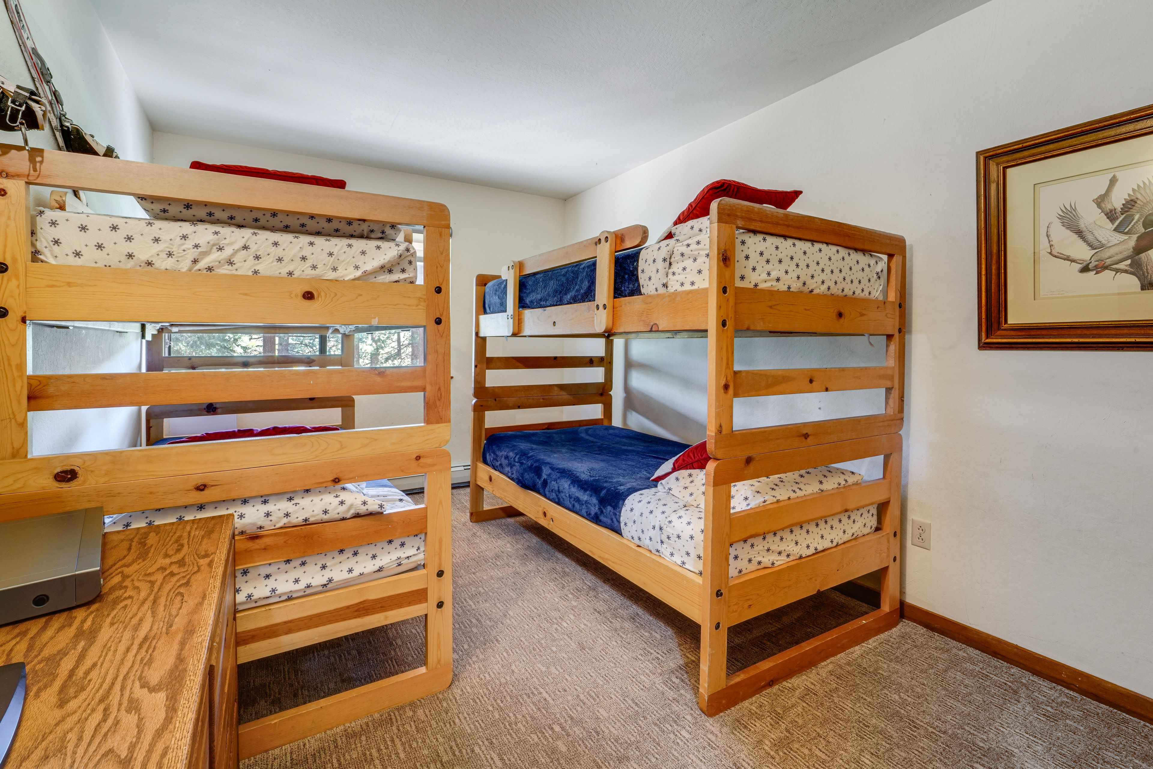 Bedroom 4 | 1st Floor | 2 Twin Bunk Beds
