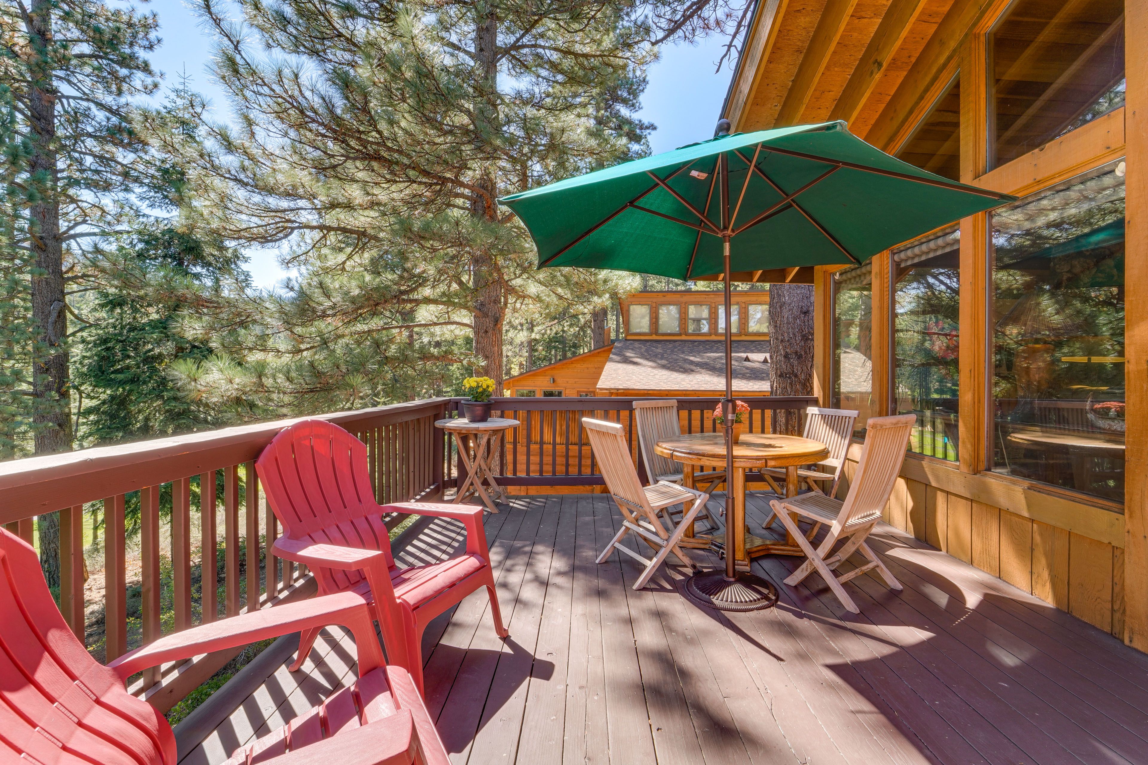 Truckee Vacation Rental | 5BR | 3BA | Stairs Required | 2,400 Sq Ft