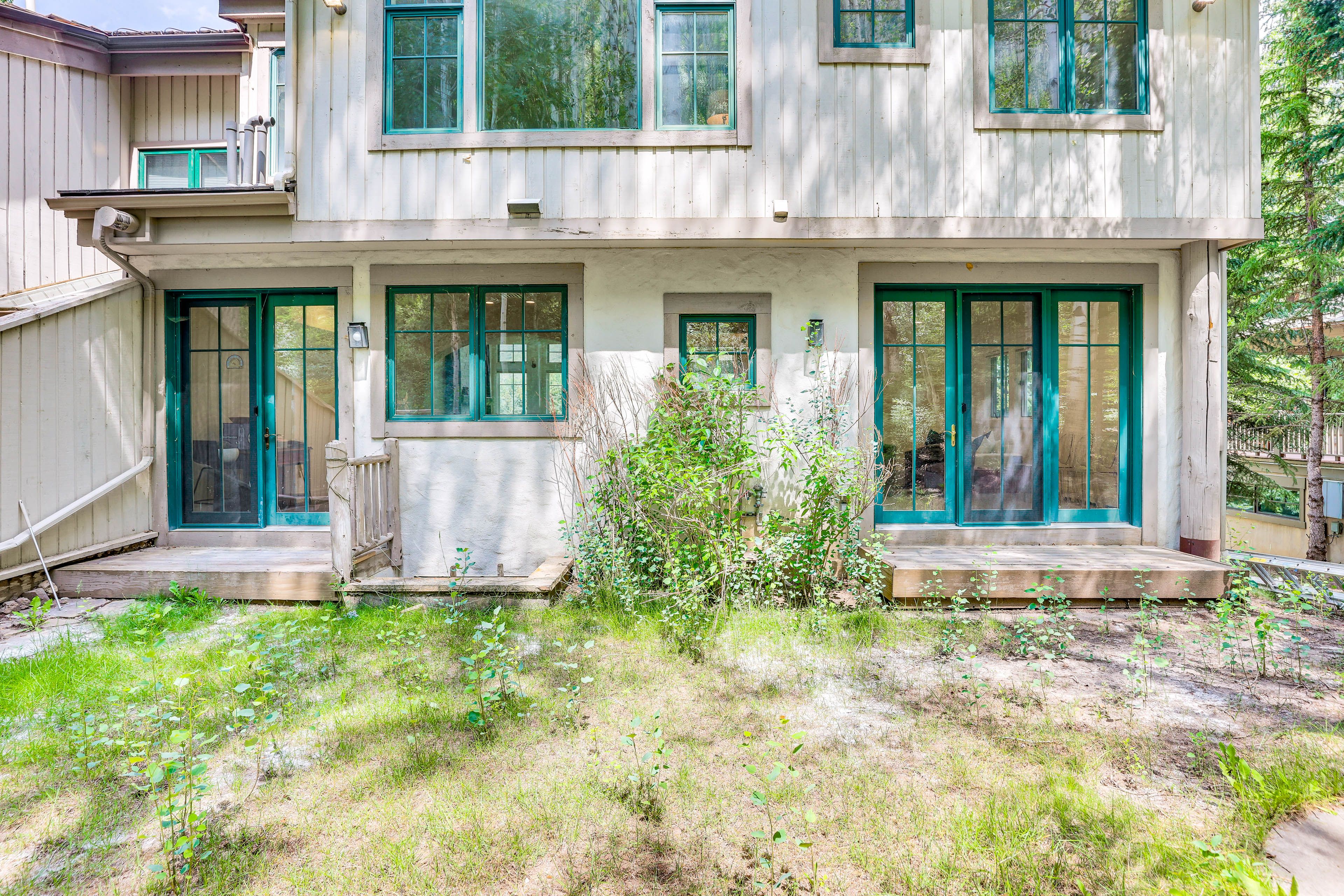 Private Yard | Gas Grill | Scenic Views