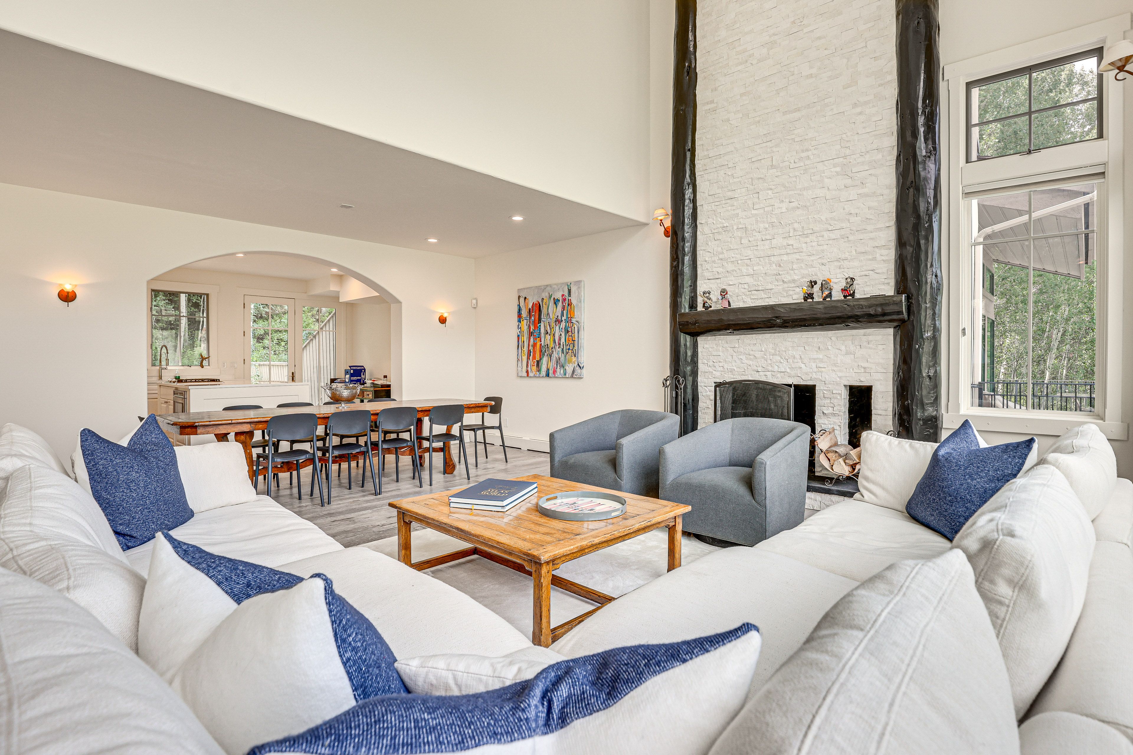 Living Room | Free WiFi | Central A/C | Smart TV | Wood-Burning Fireplace