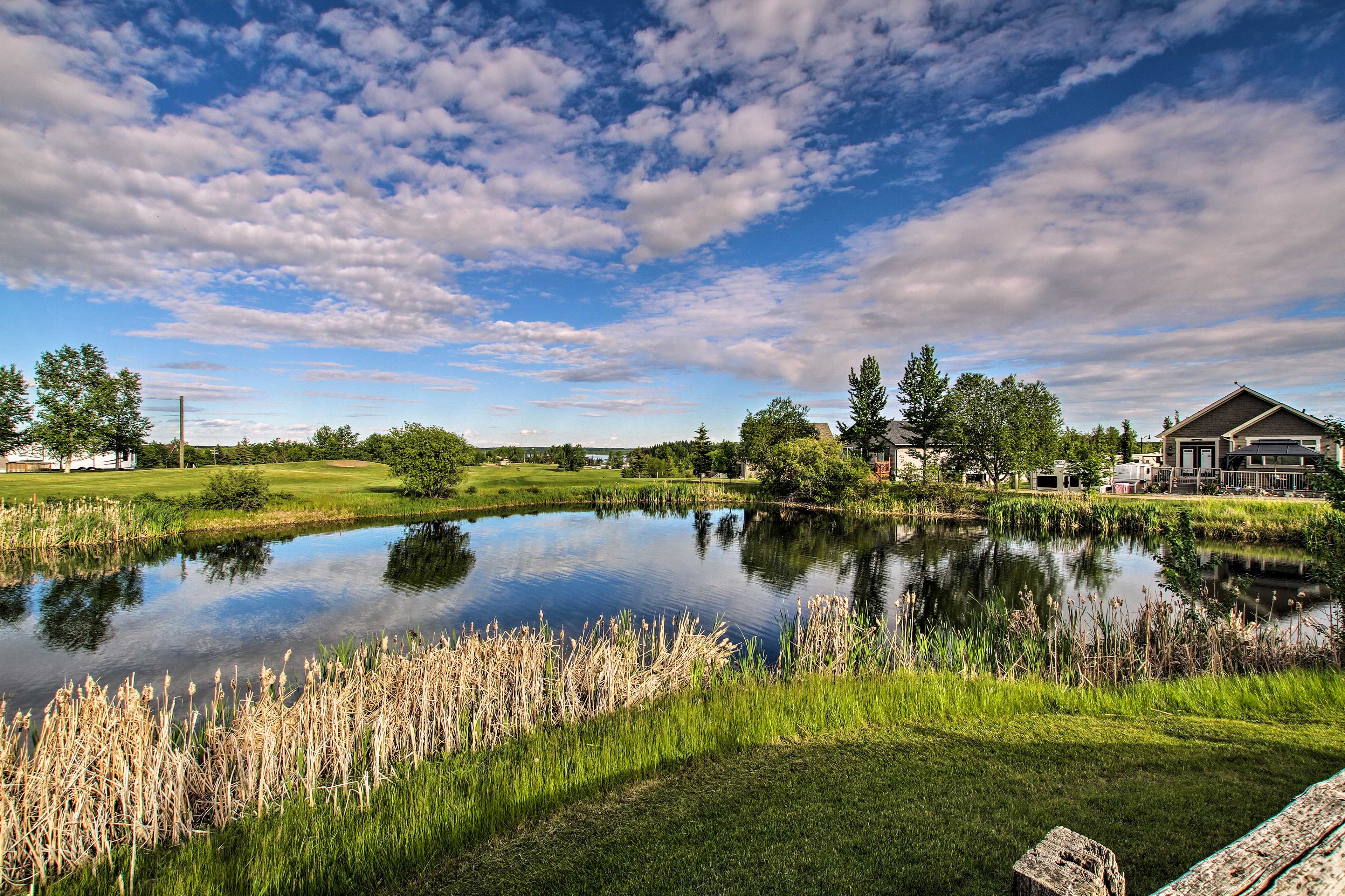 Cabin Views | Golf Course & Pond
