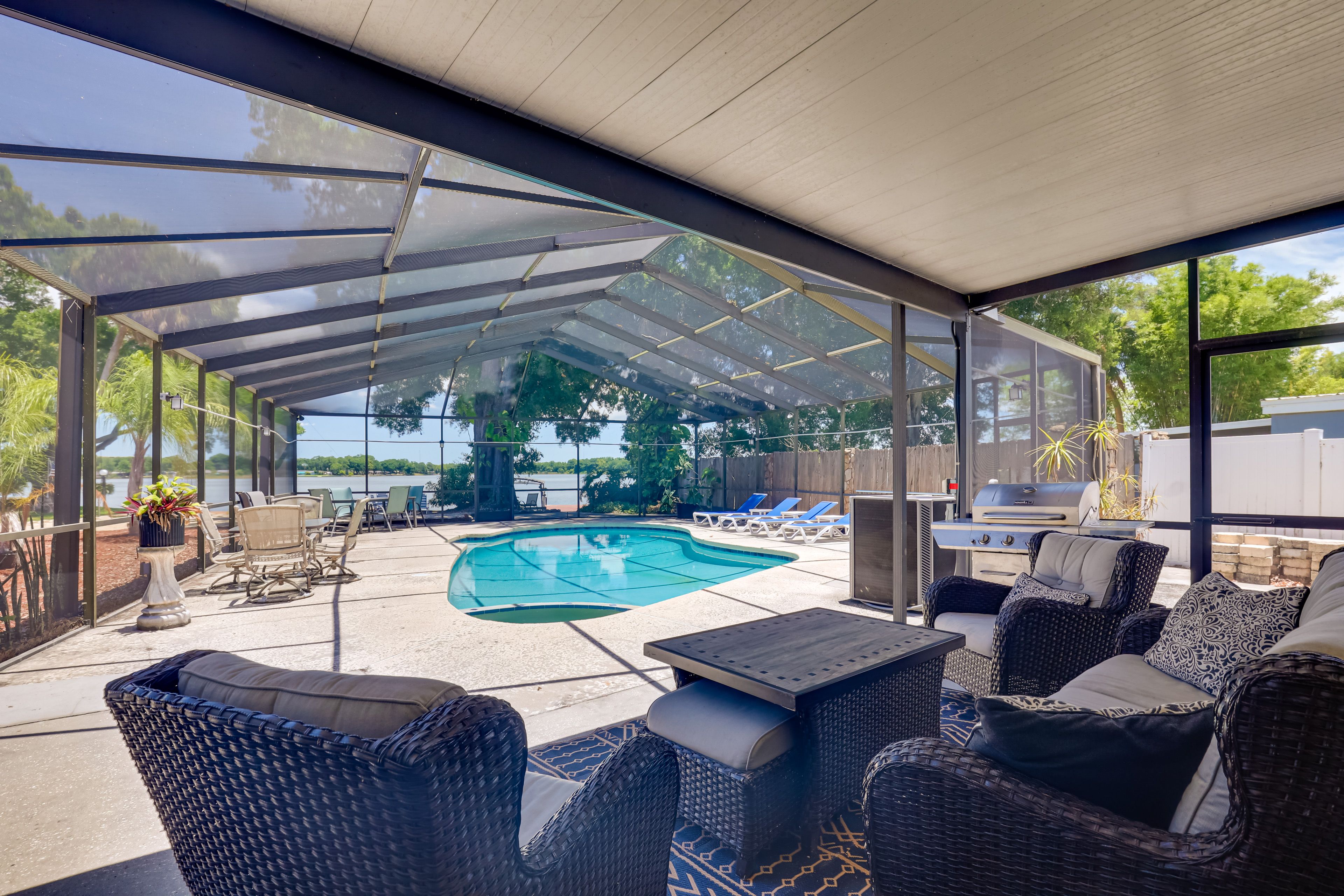 Tampa Vacation Rental | 4BR | 2BA | 3,000 Sq Ft | Step-Free Access  |  Gas Grill
