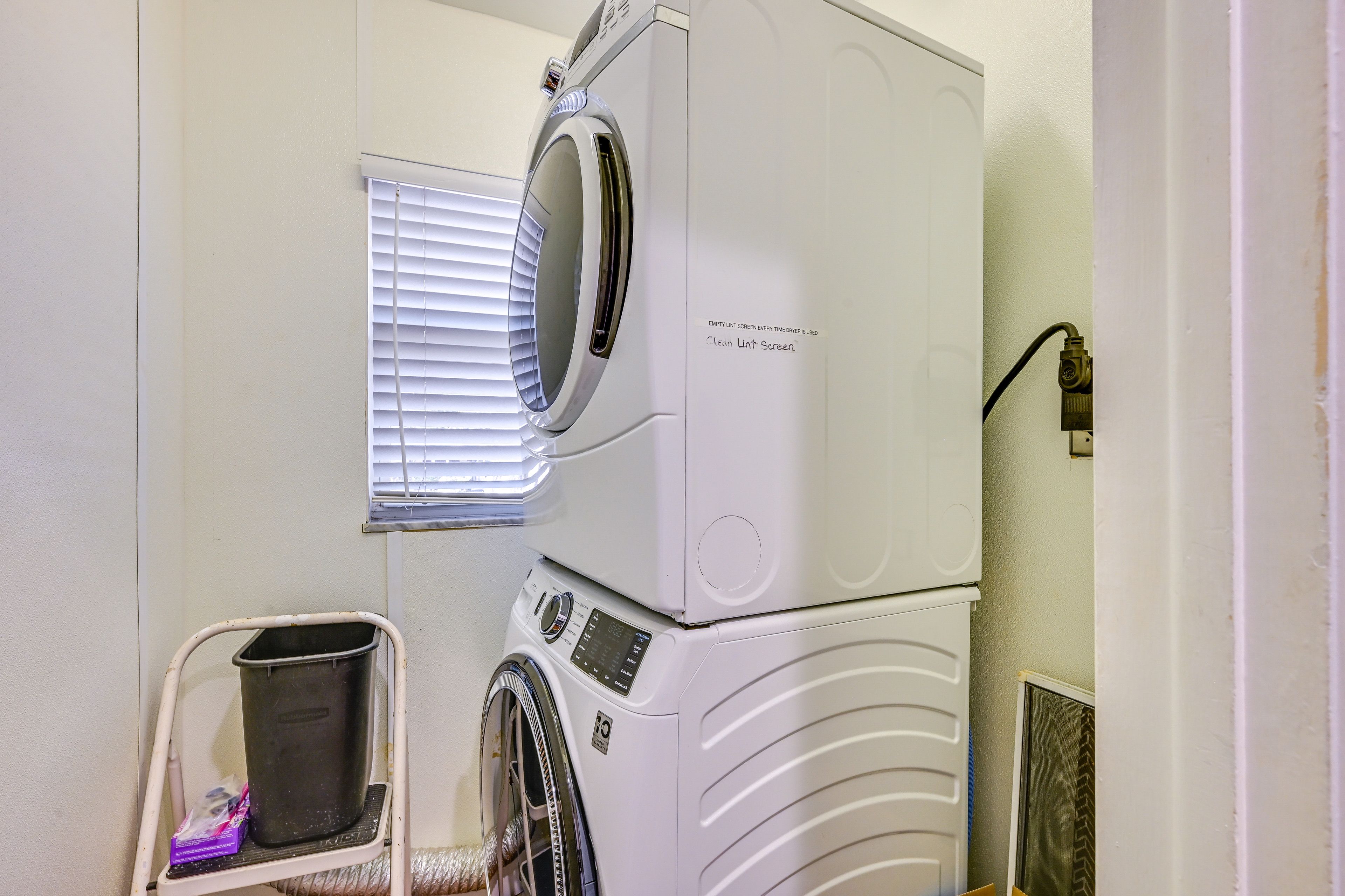 Laundry Area | Washer/Dryer