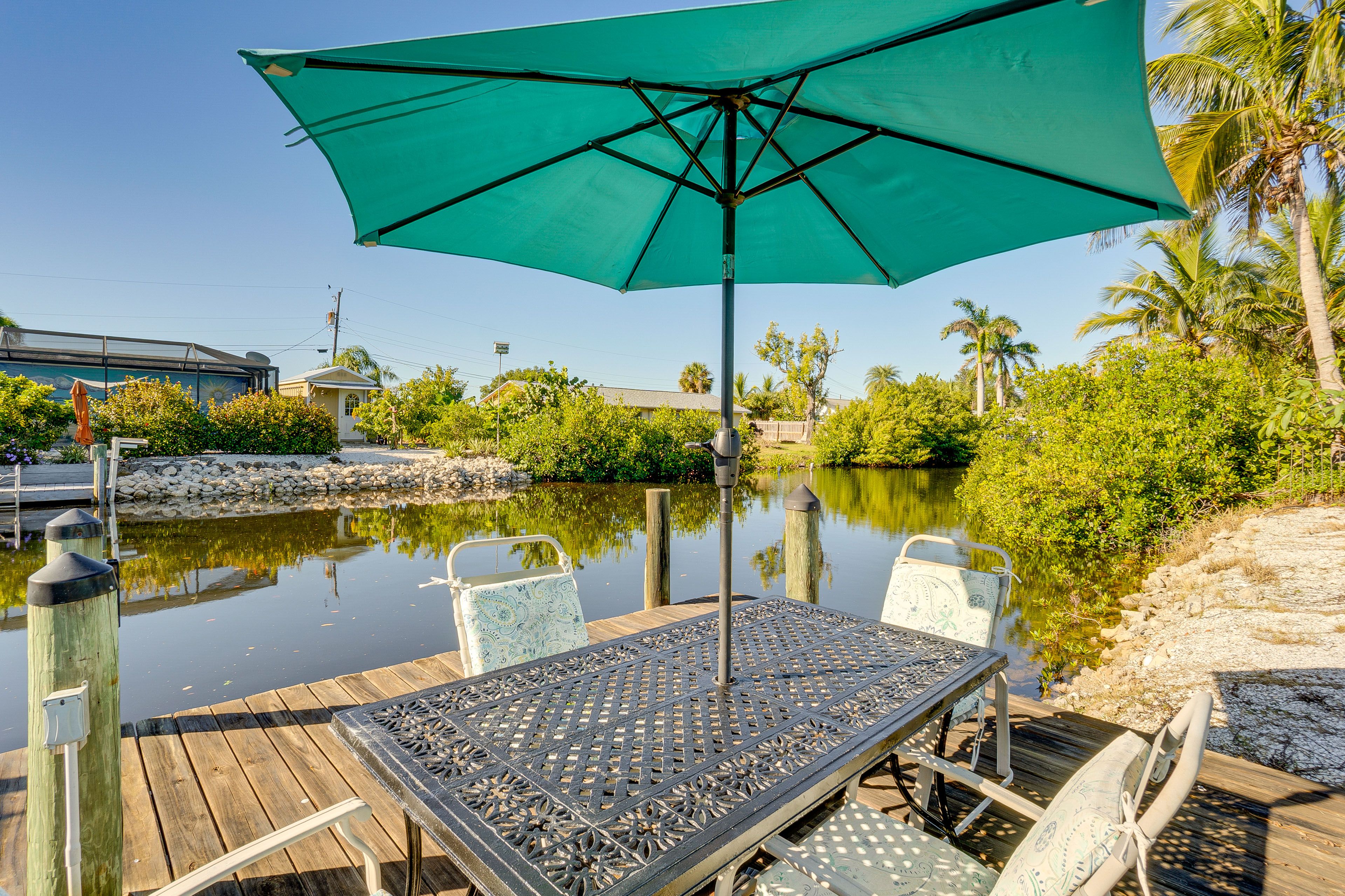 Englewood Vacation Rental | 2BR | 1.5BA | 1,800 Sq Ft | Step-Free Access