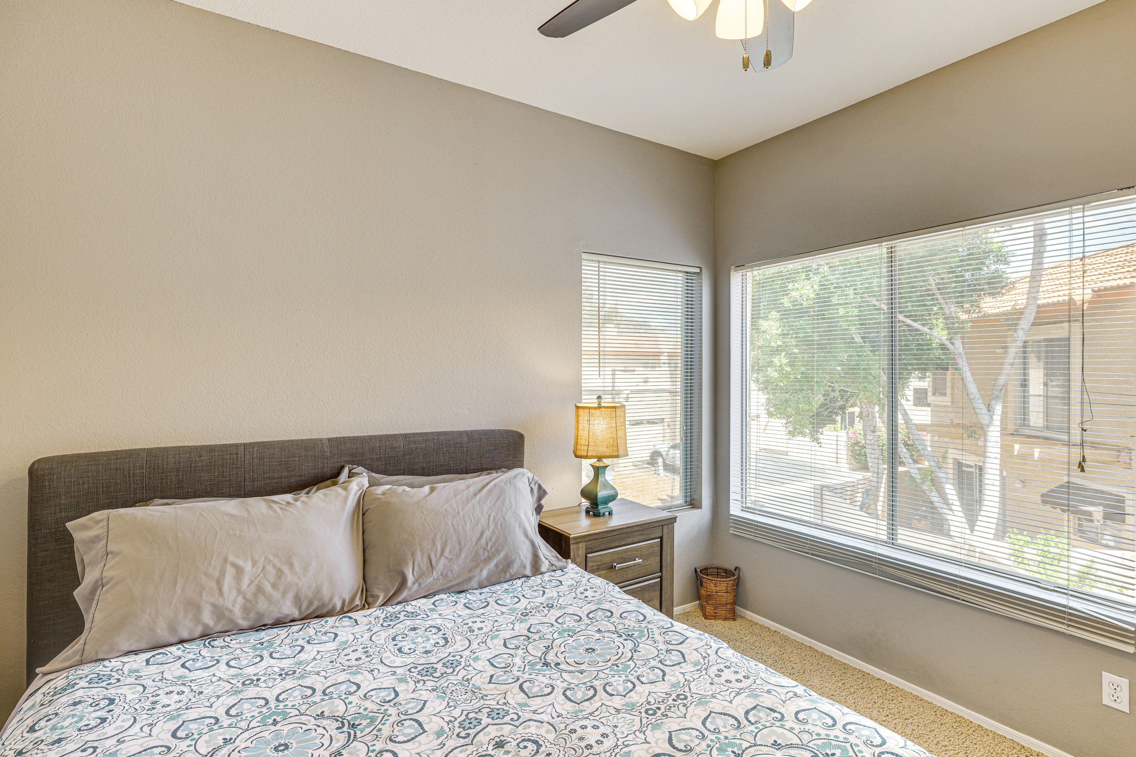 Bedroom 2 | 2nd Floor | Queen Bed
