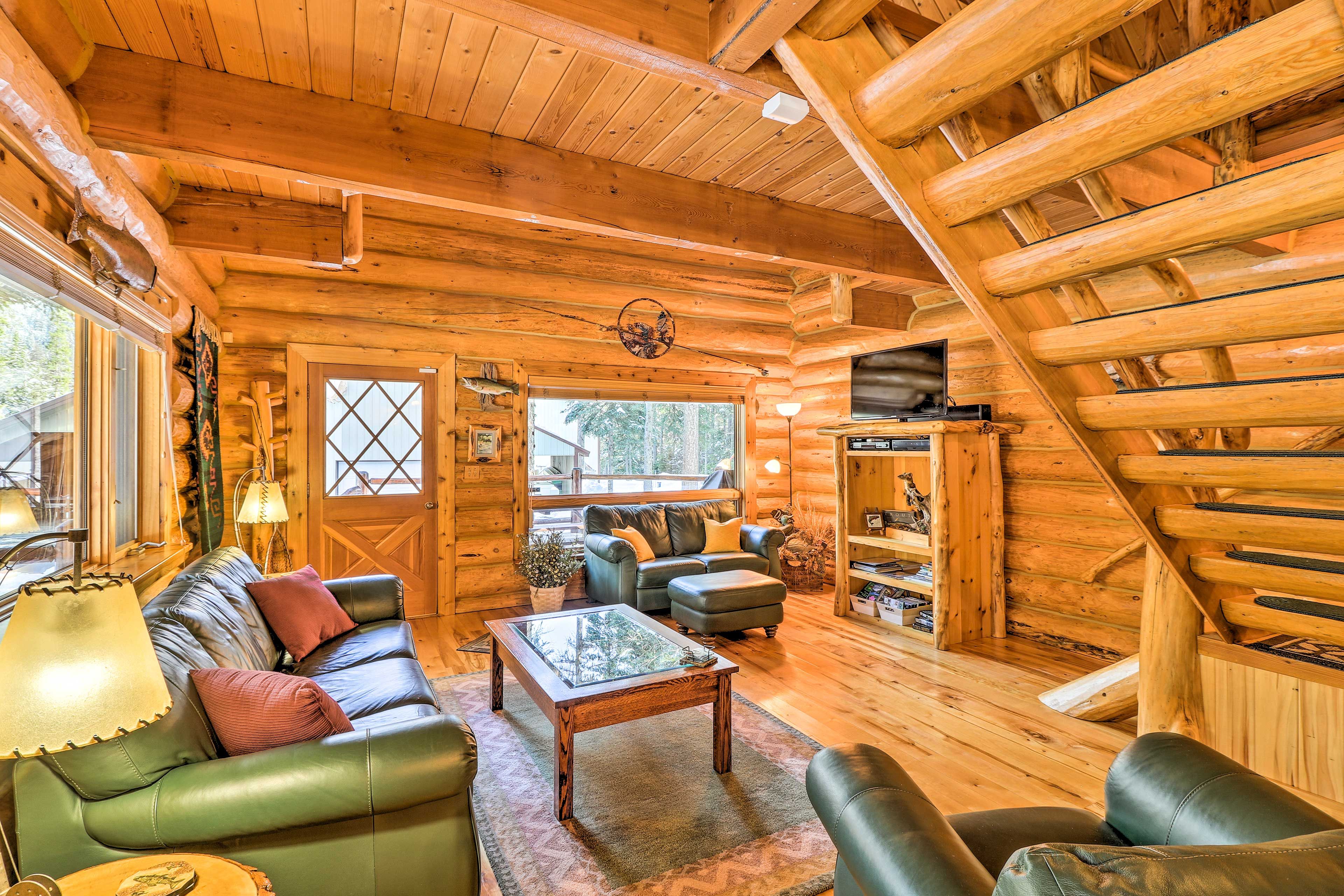 Living Room | Free WiFi