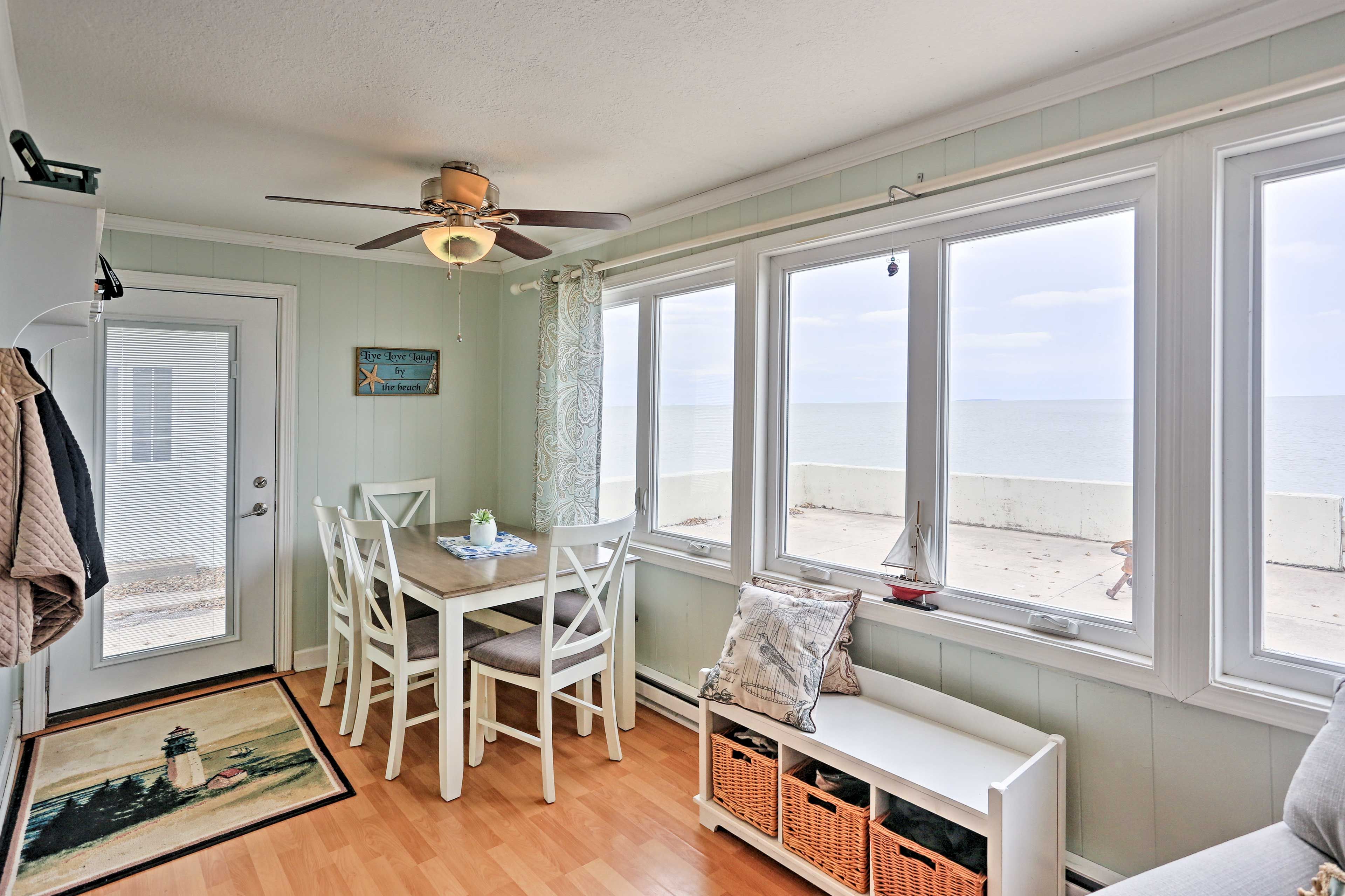 Dining Table | Dishware & Flatware Provided