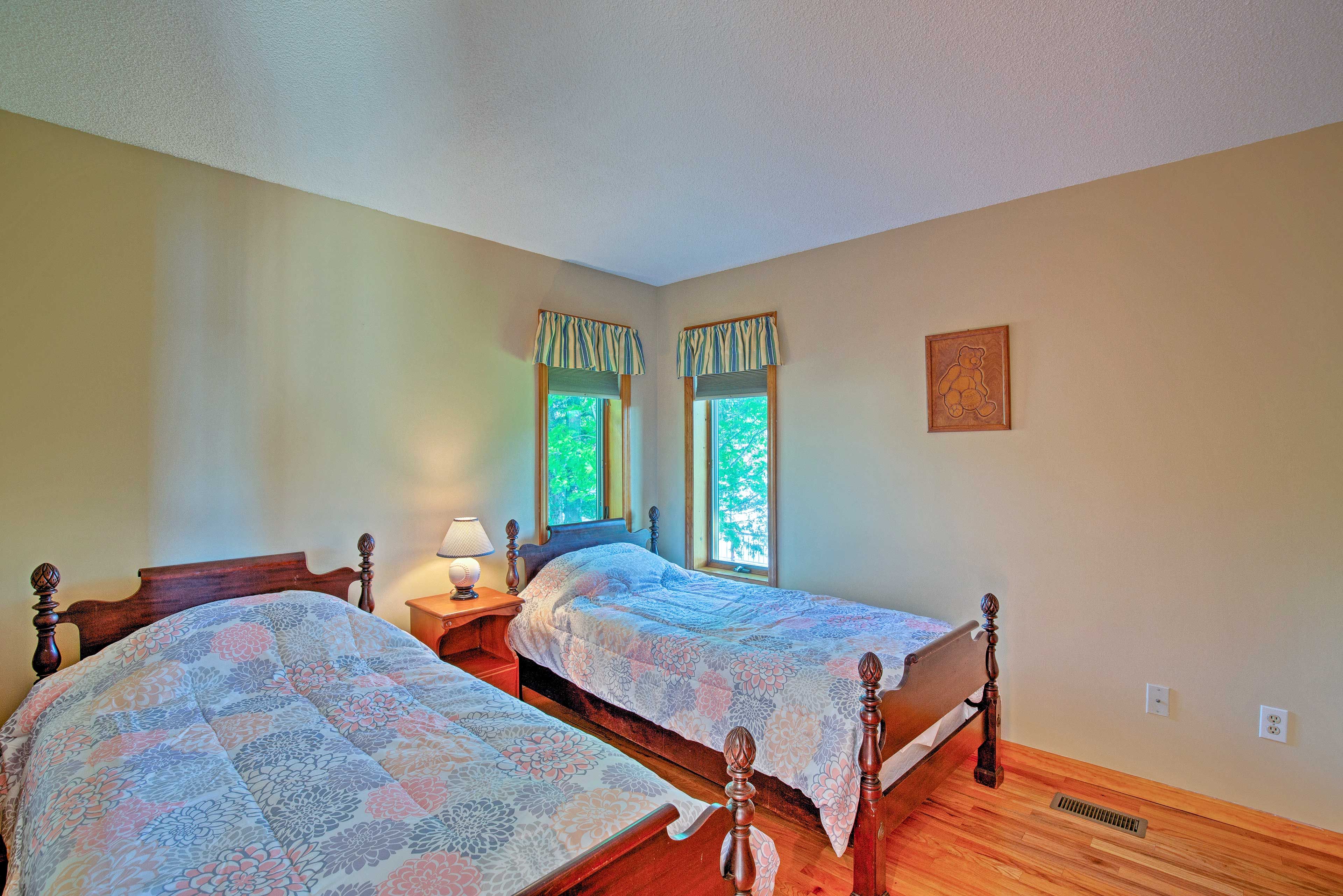 Bedroom 3 | 2 Twin Beds