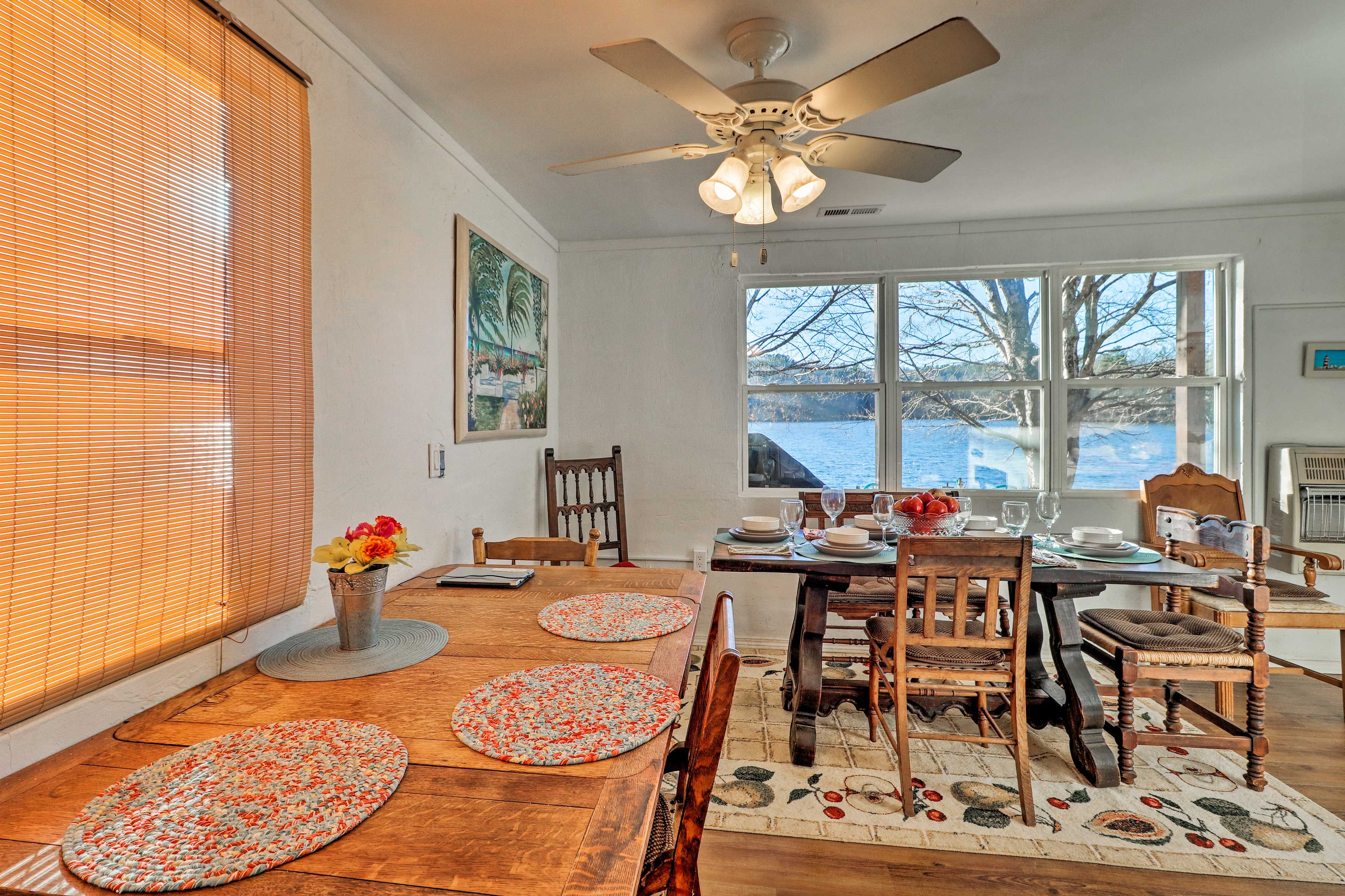 Dining Area | Dishware & Flatware