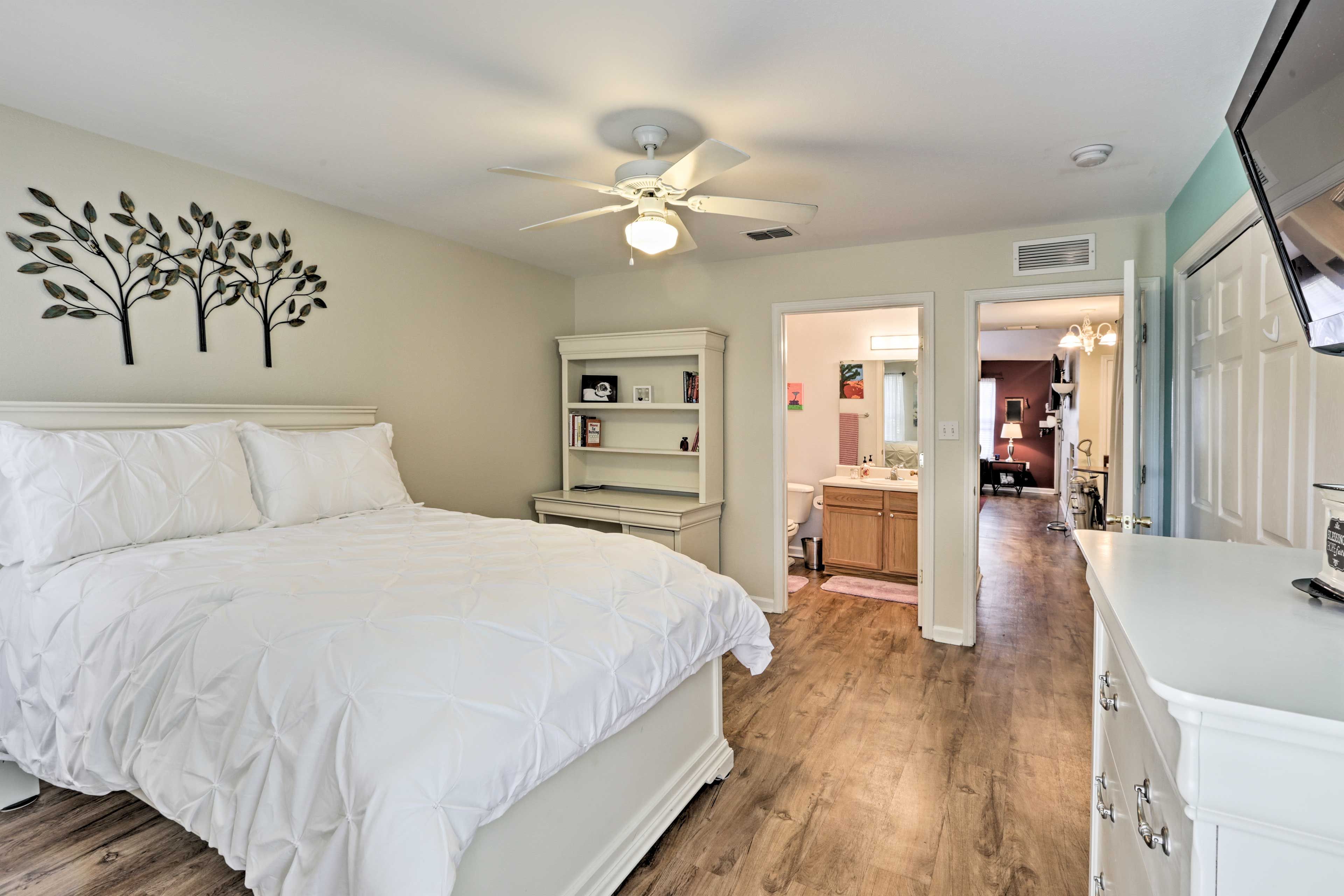Bedroom 1 | Full Bed