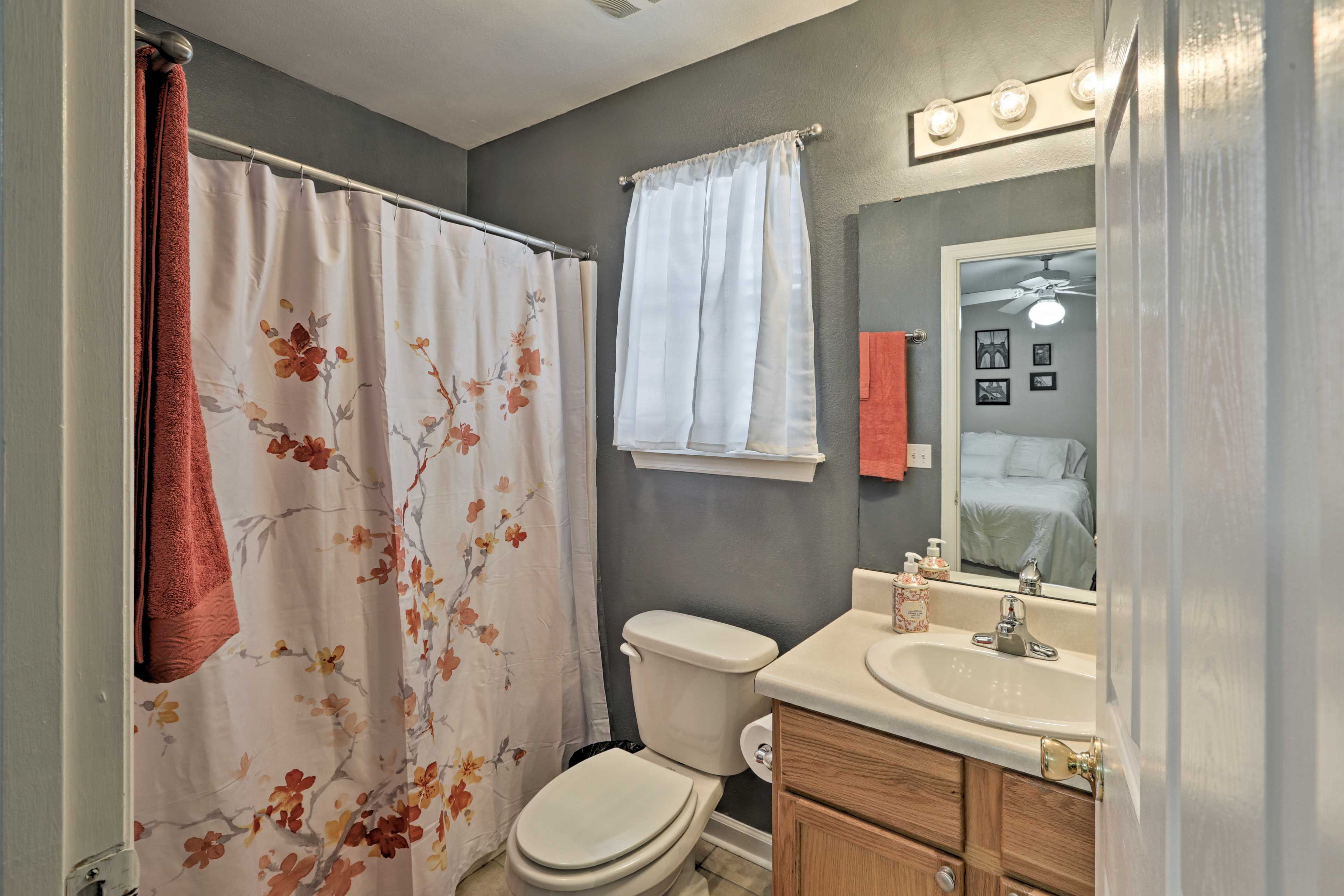 Full Bathroom