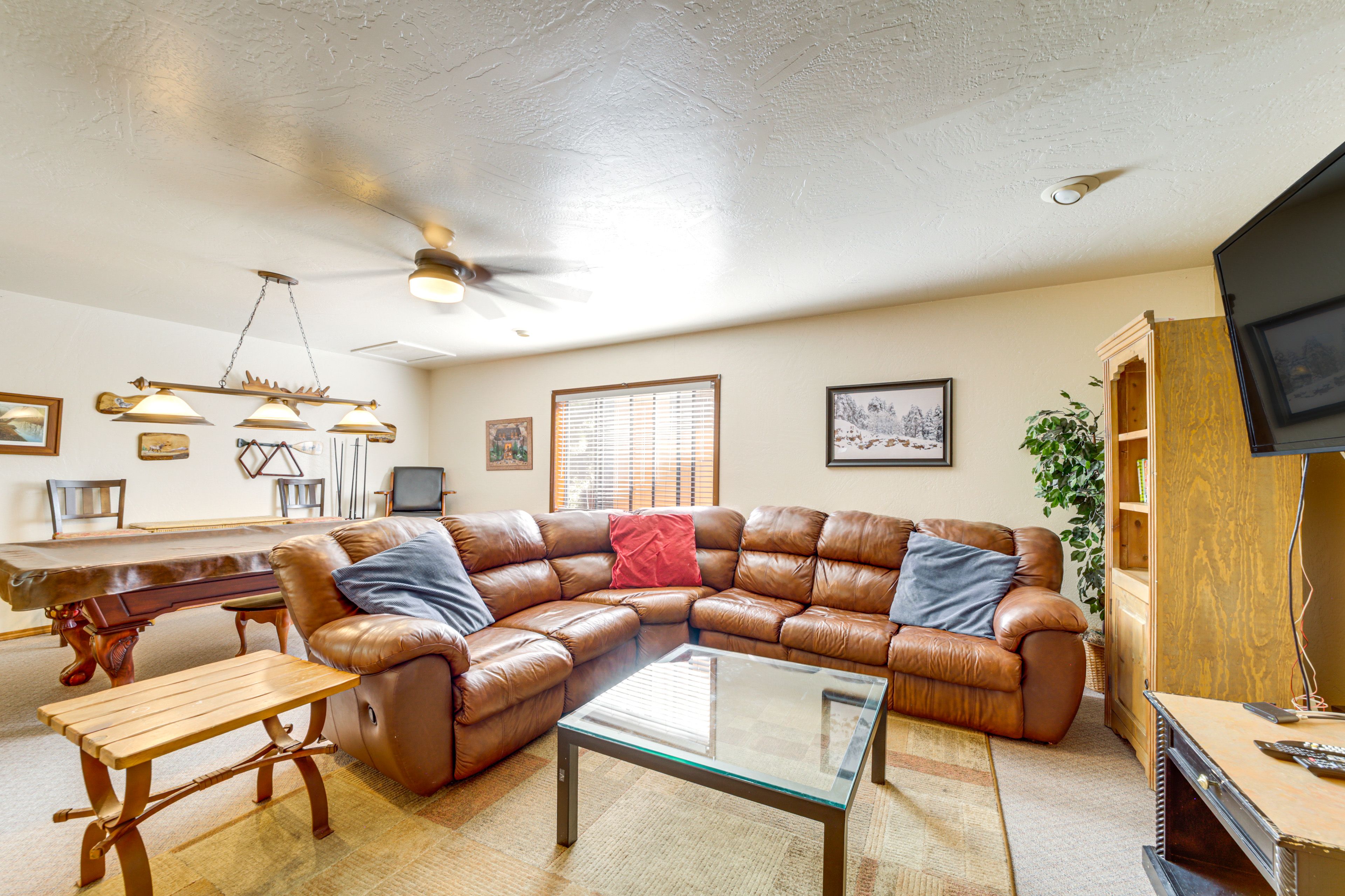 Lounge Area | Pool Table | Cable TV | Sleeper Sofa