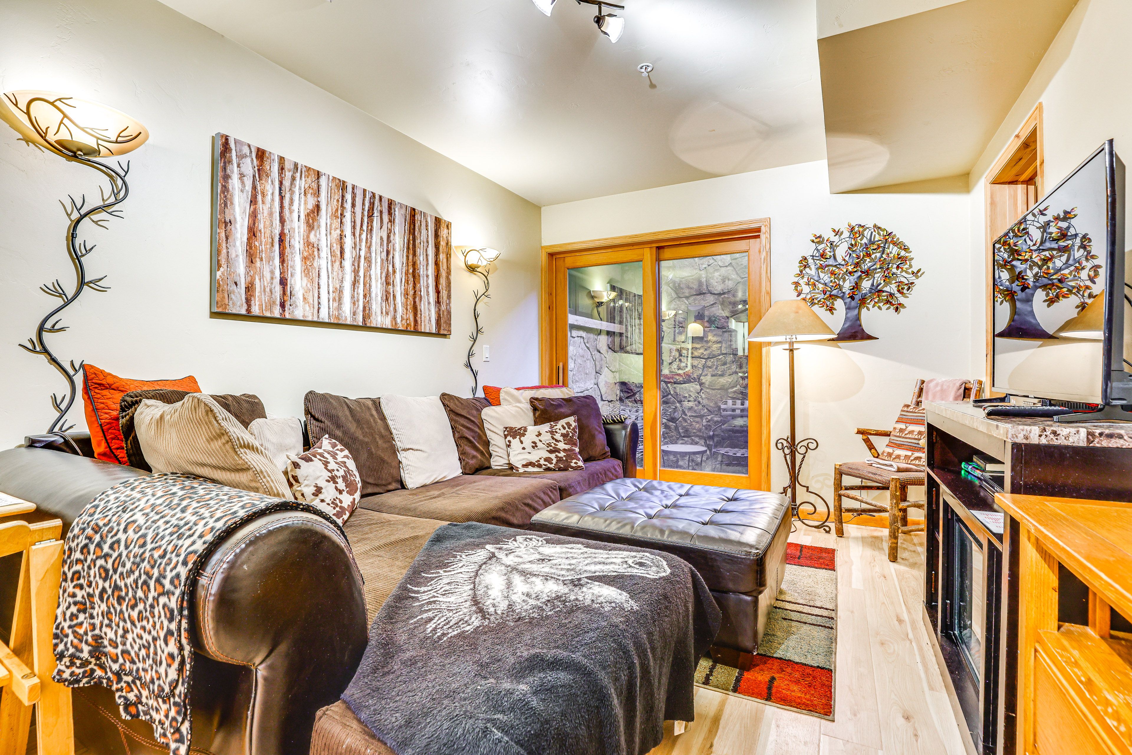 Living Room | Smart TV | Electric Fireplace