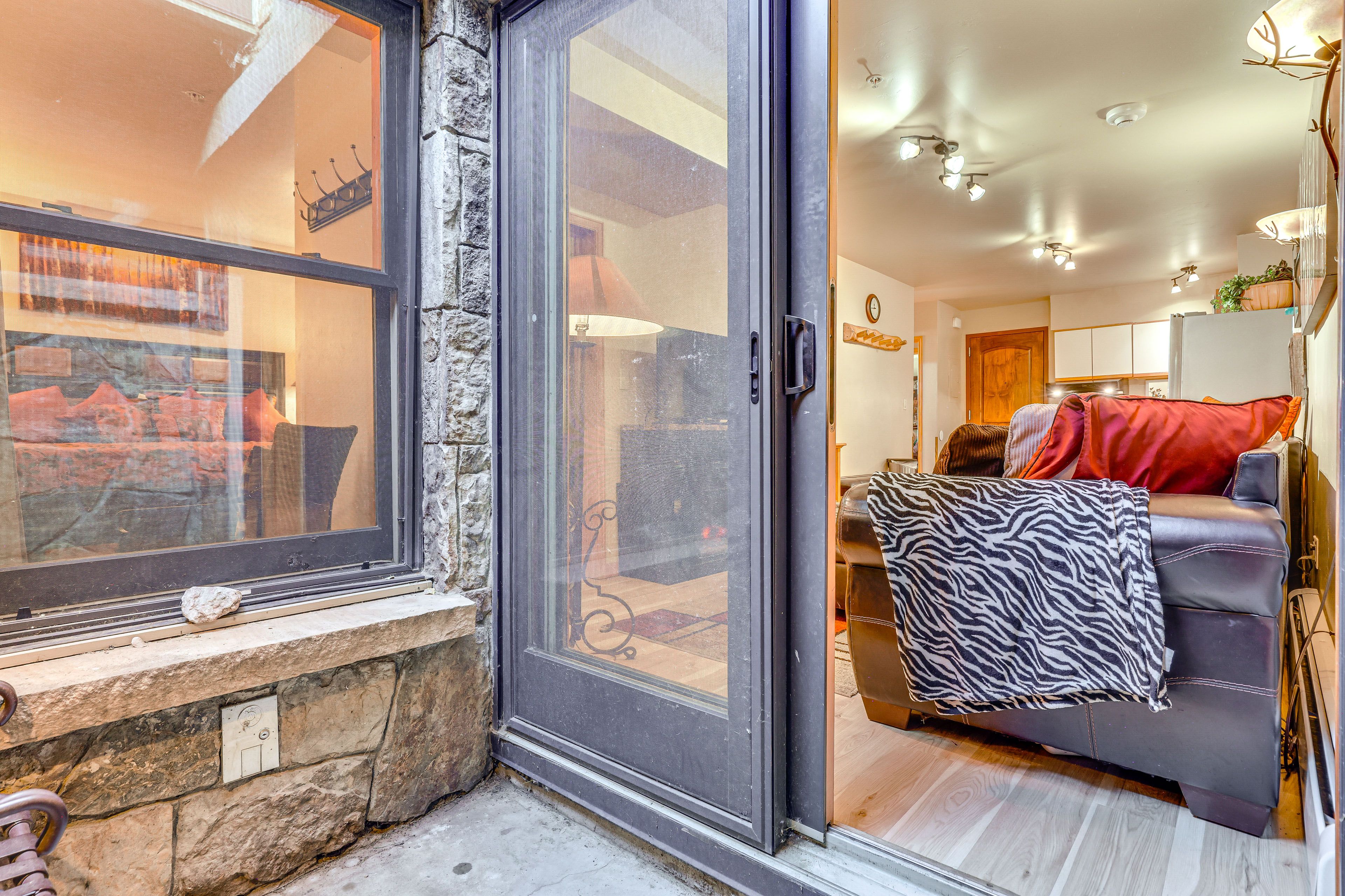 Private Patio | 1 Step to Enter