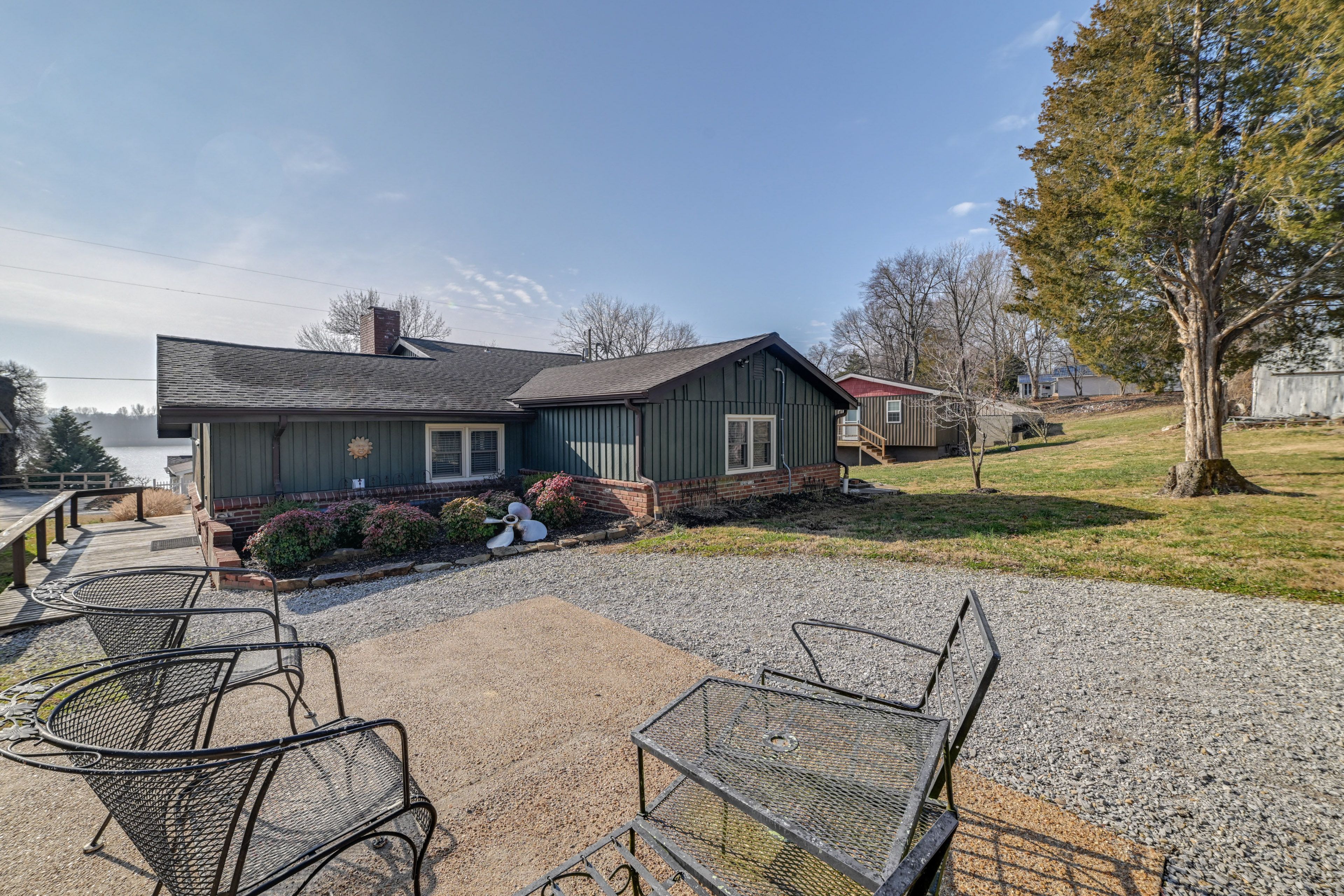 Cave-In-Rock Vacation Rental | 2BR | 2BA | 5 Steps Required for Entry