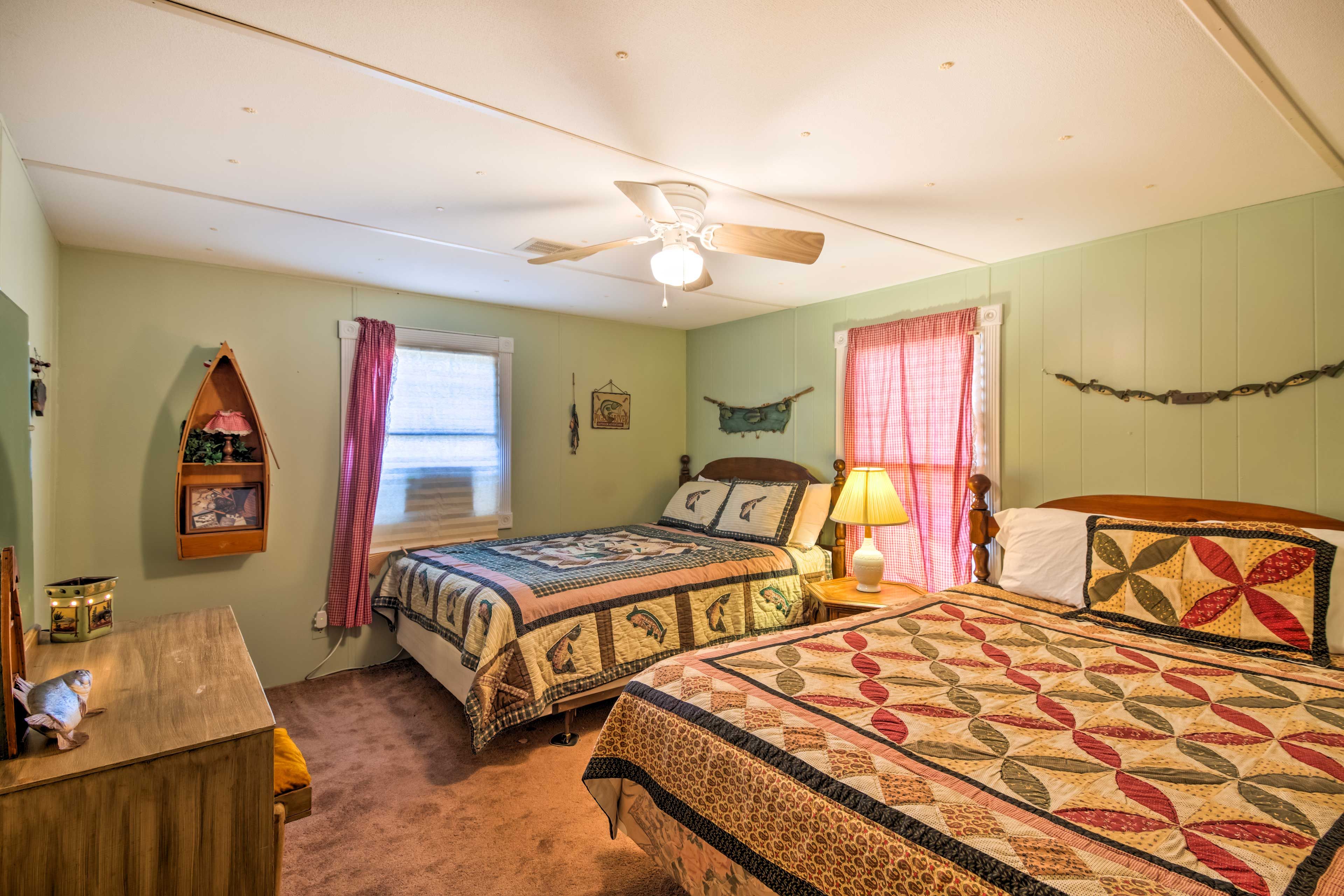 Bedroom 2 | 2 Queen Beds