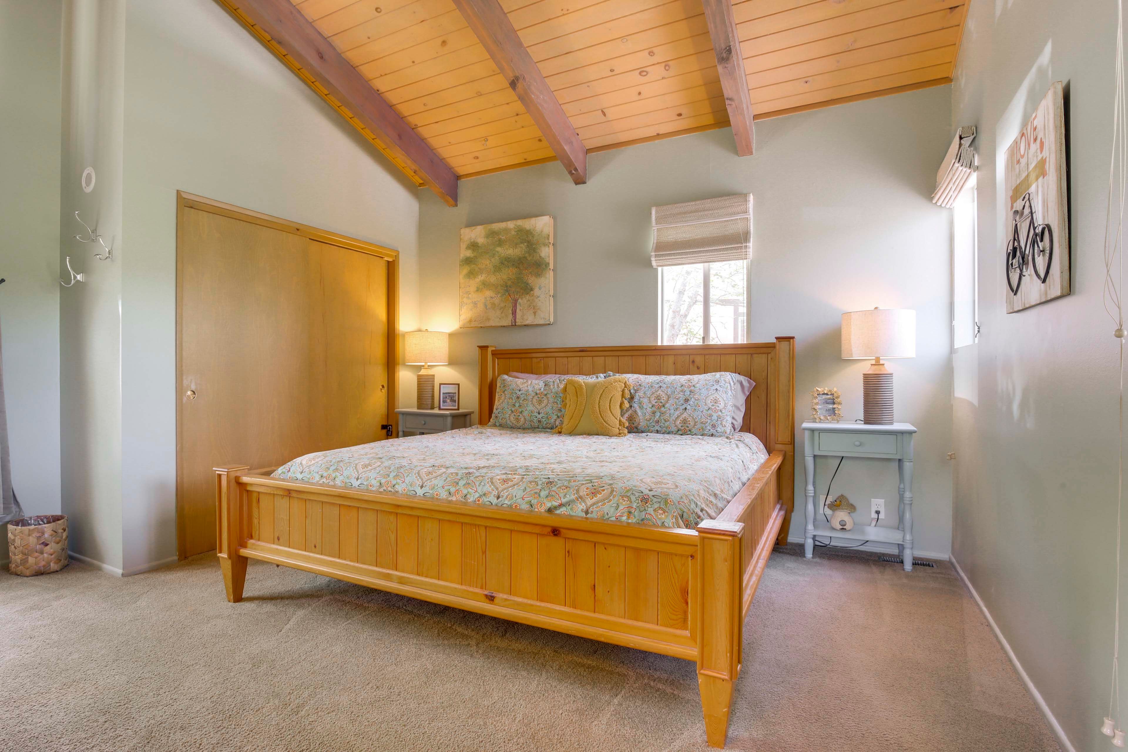 Bedroom 1 | 3rd Floor | King Bed | Linens Provided