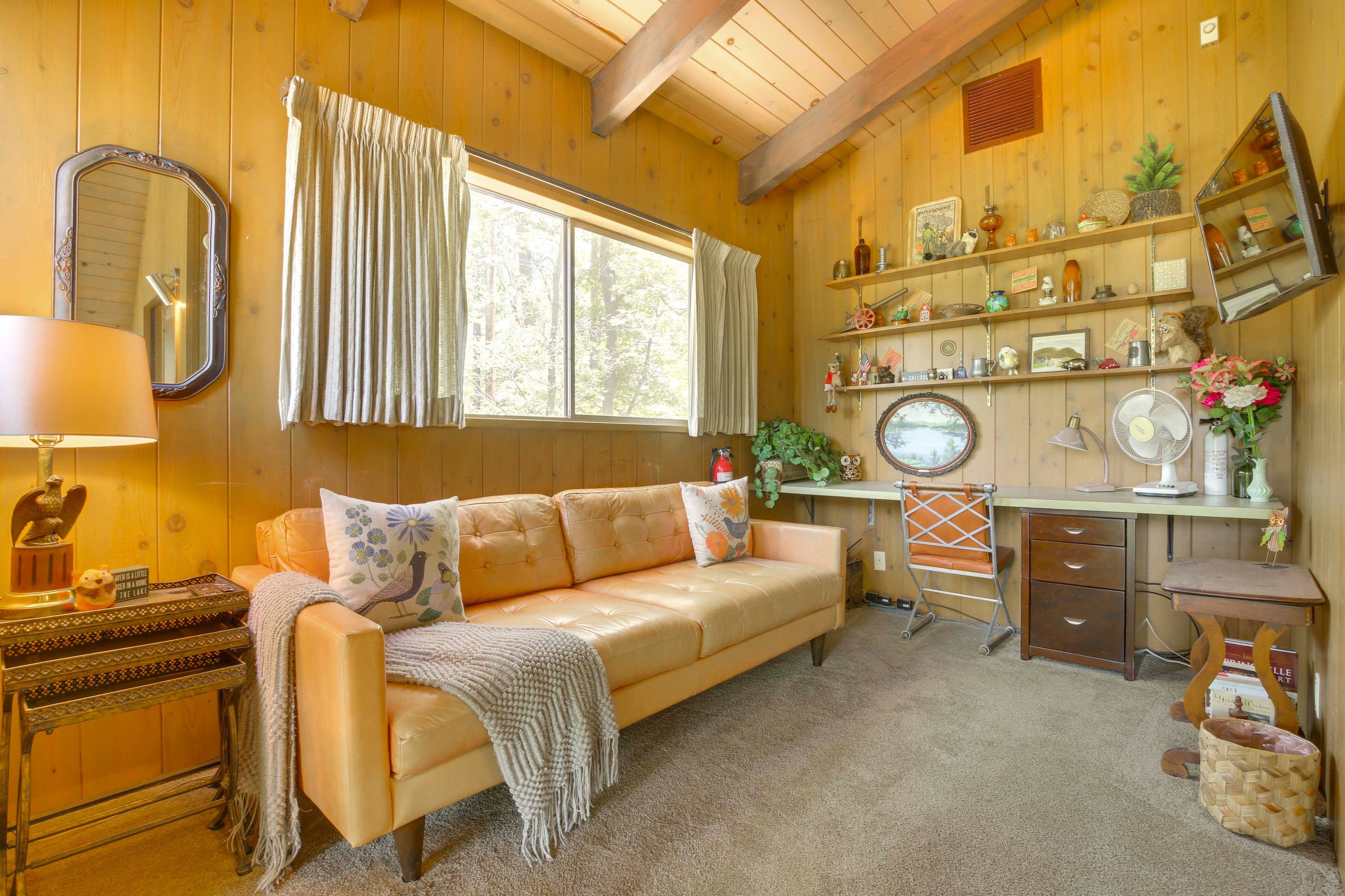 Loft | 3rd Floor | Stairs Required | Cable TV