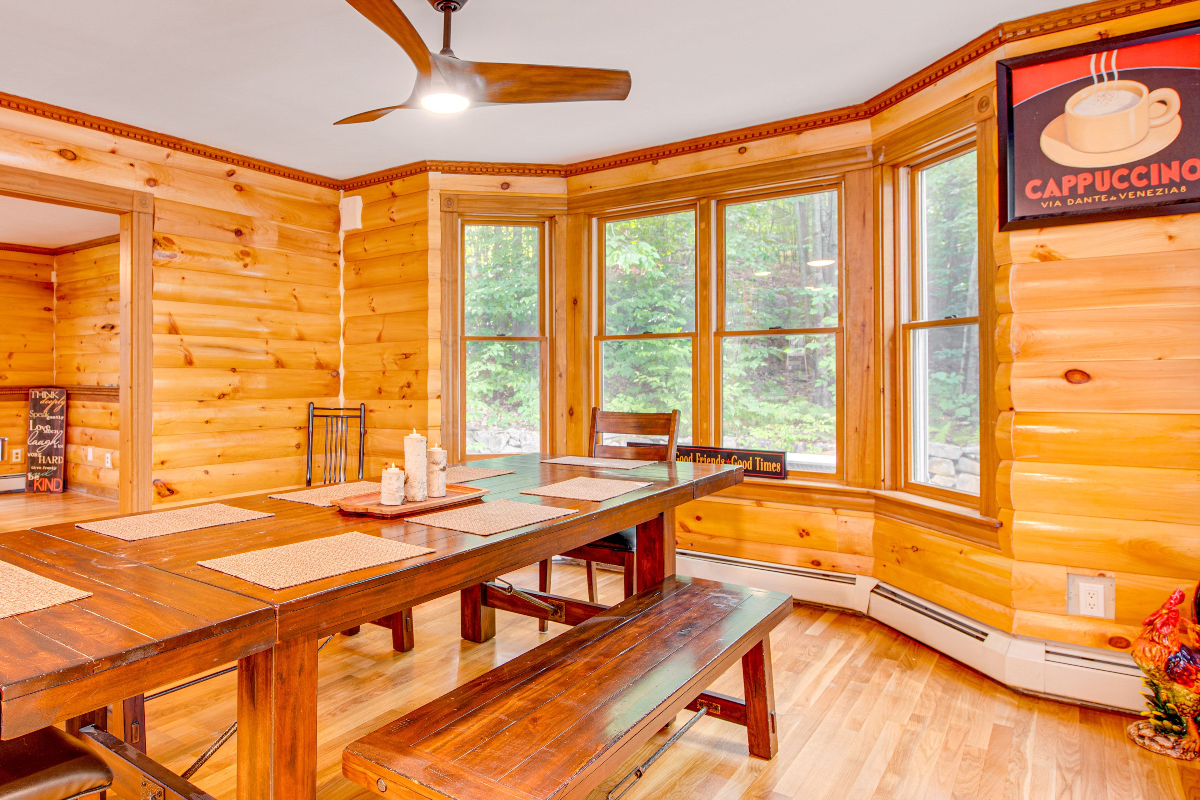 Dining Room | Main Level