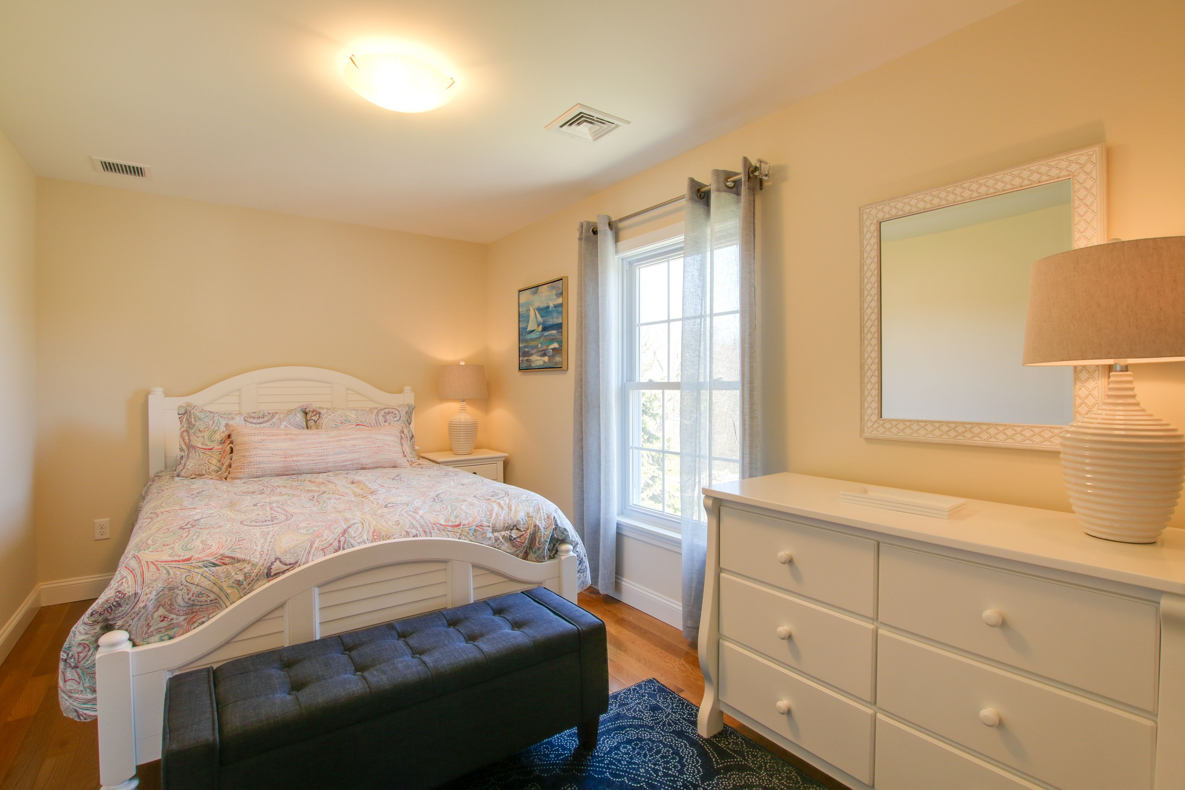 Bedroom 2 | Queen Bed | 2nd Floor