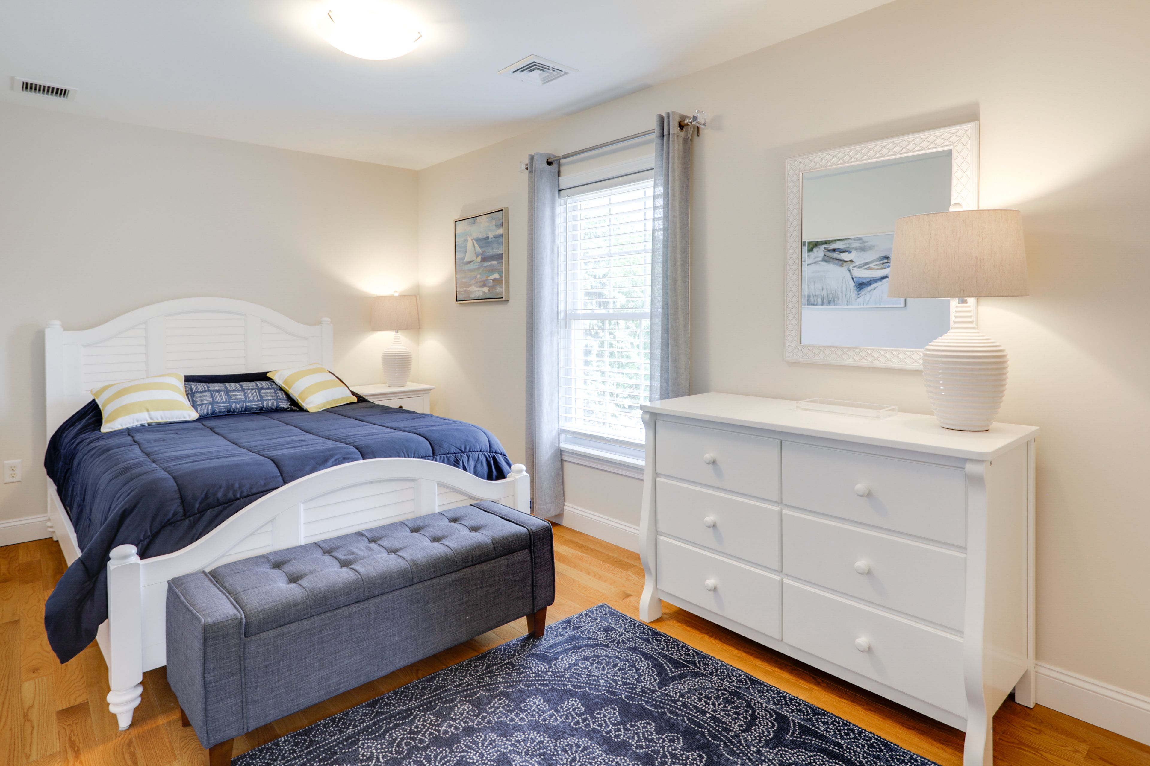 Bedroom 2 | Queen Bed | 2nd Floor