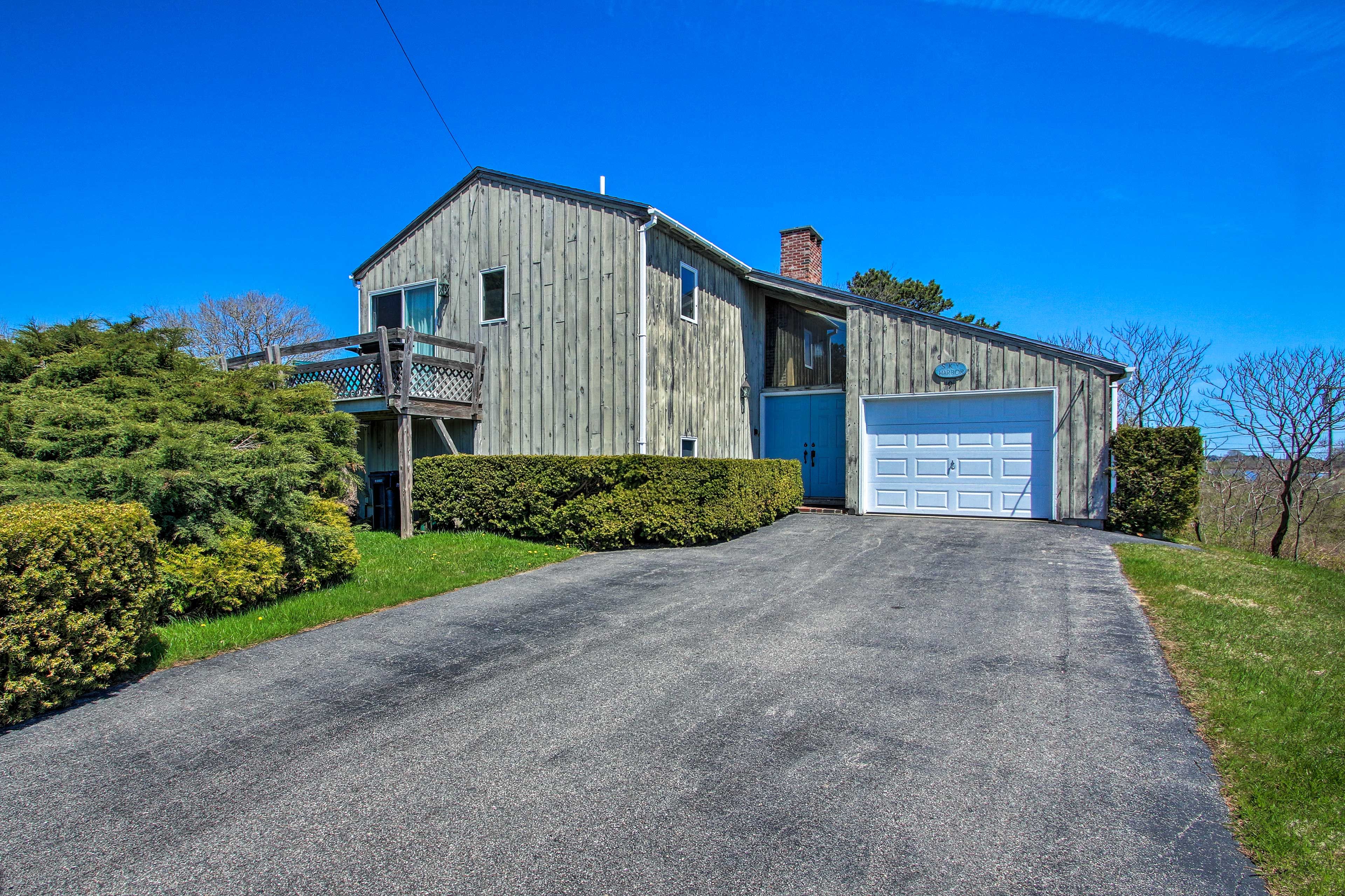 Biddeford Vacation Rental | 3BR | 2BA | 1,800 Sq Ft | Stairs Required