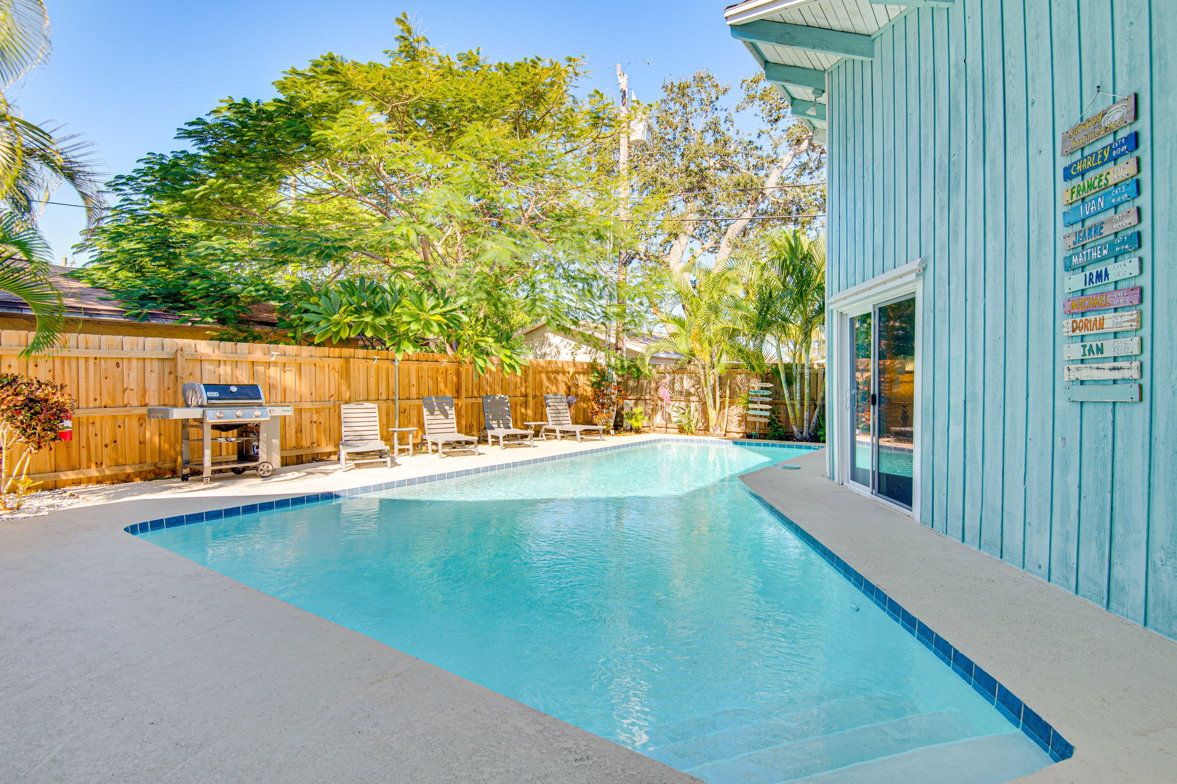 Exterior Space | Private Pool