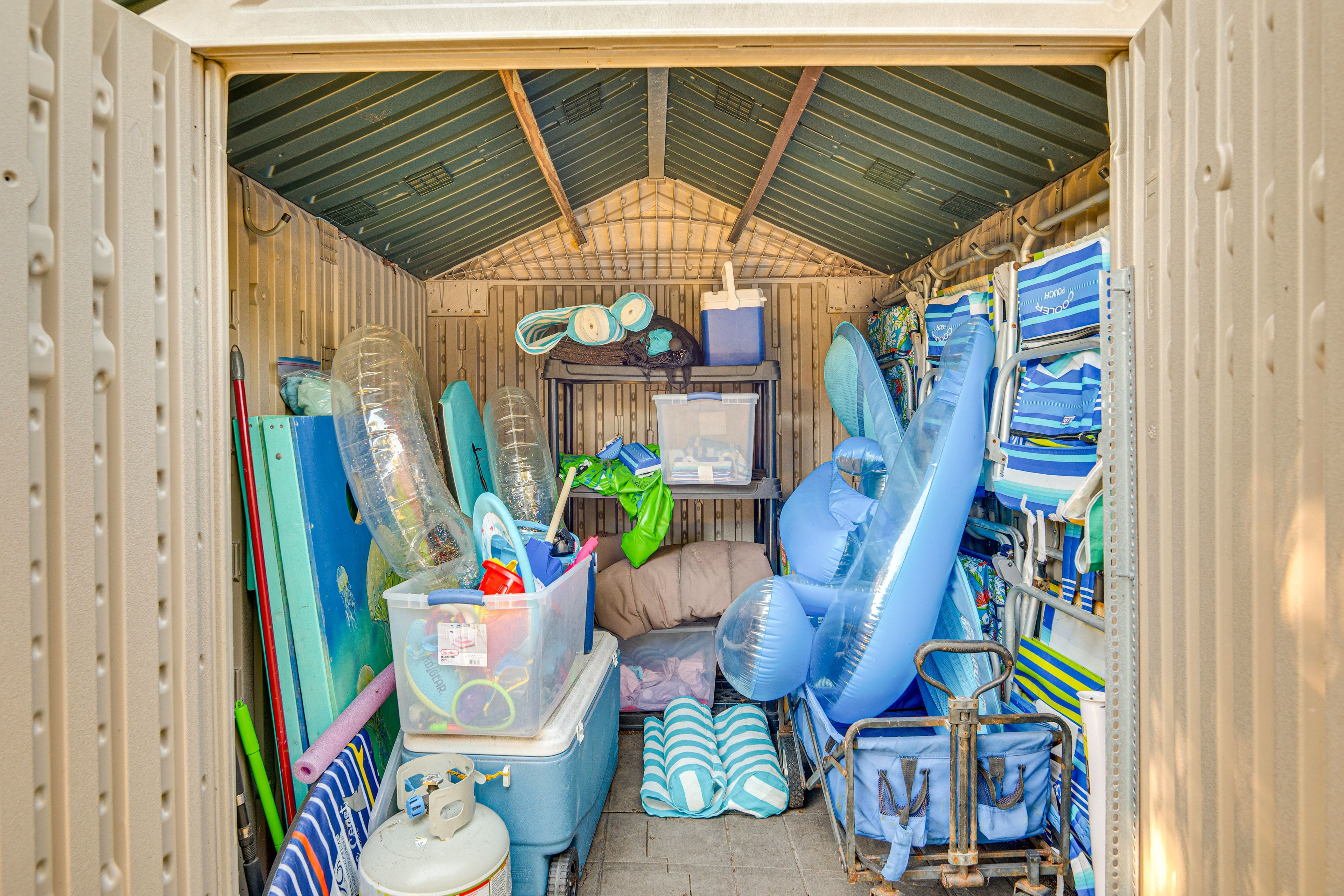 Shed | Pool Supplies