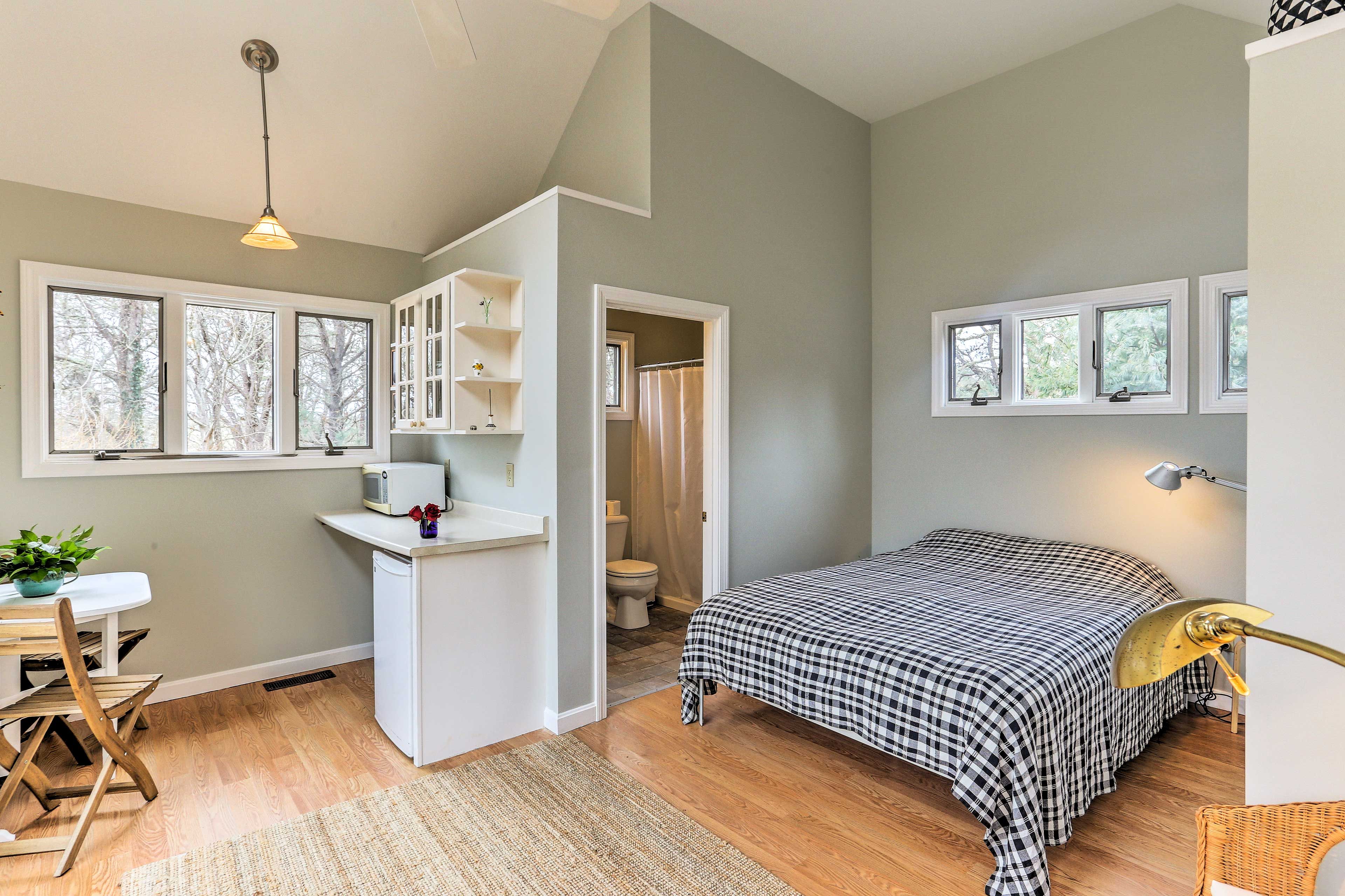 The cottage provides a space to unwind in privacy.