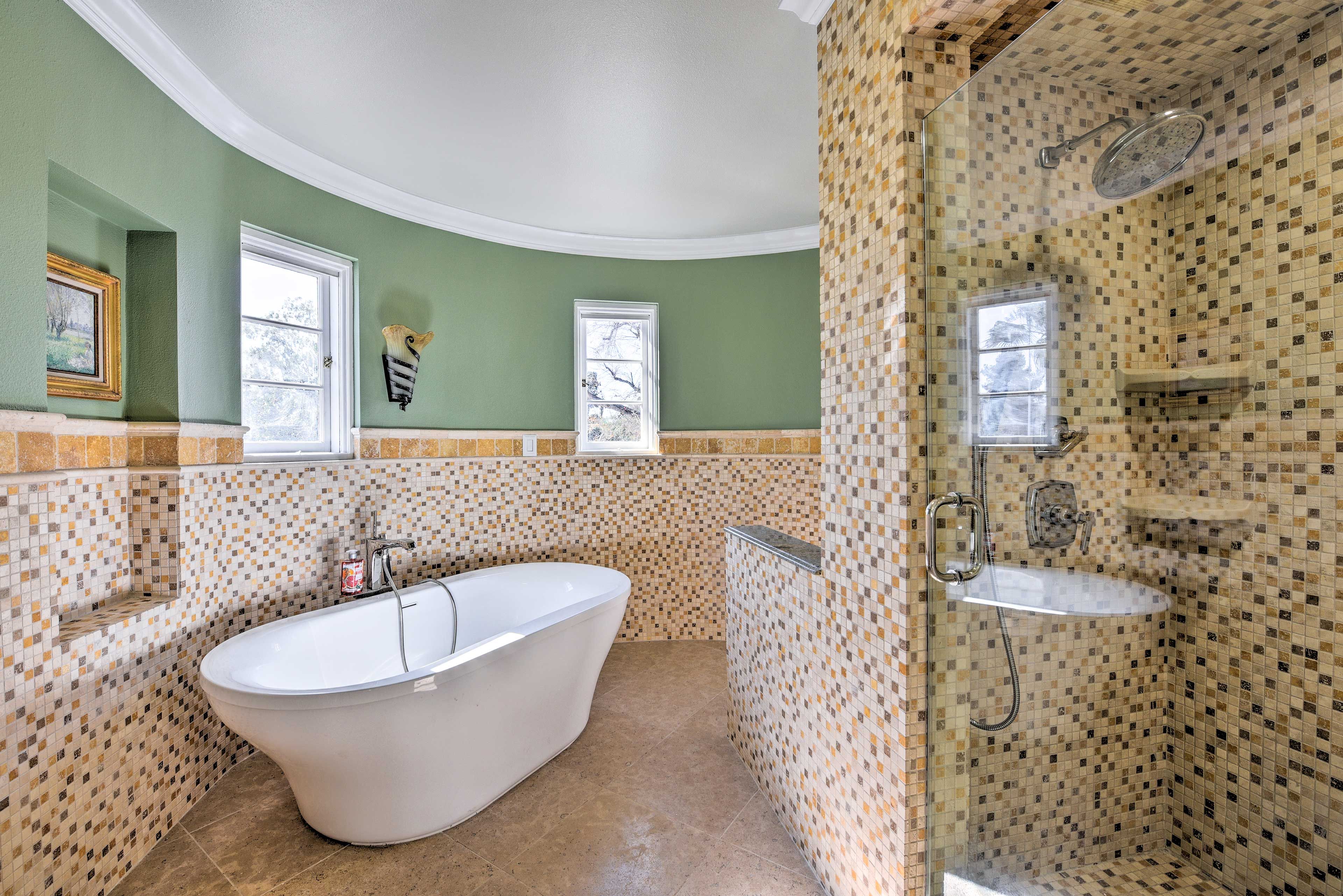 En-Suite Bathroom