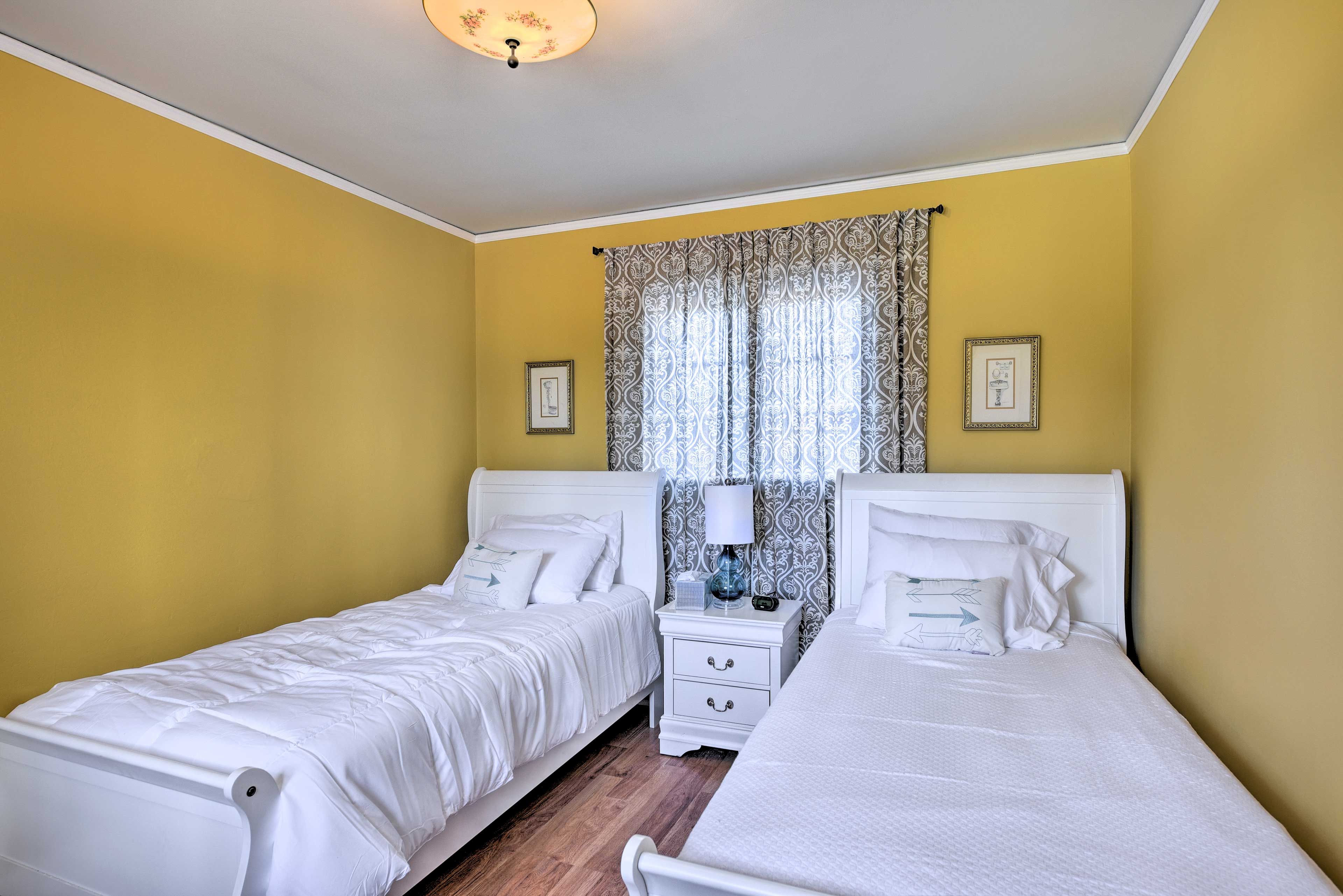 Bedroom 4 | 2 Twin Beds | 1st Floor