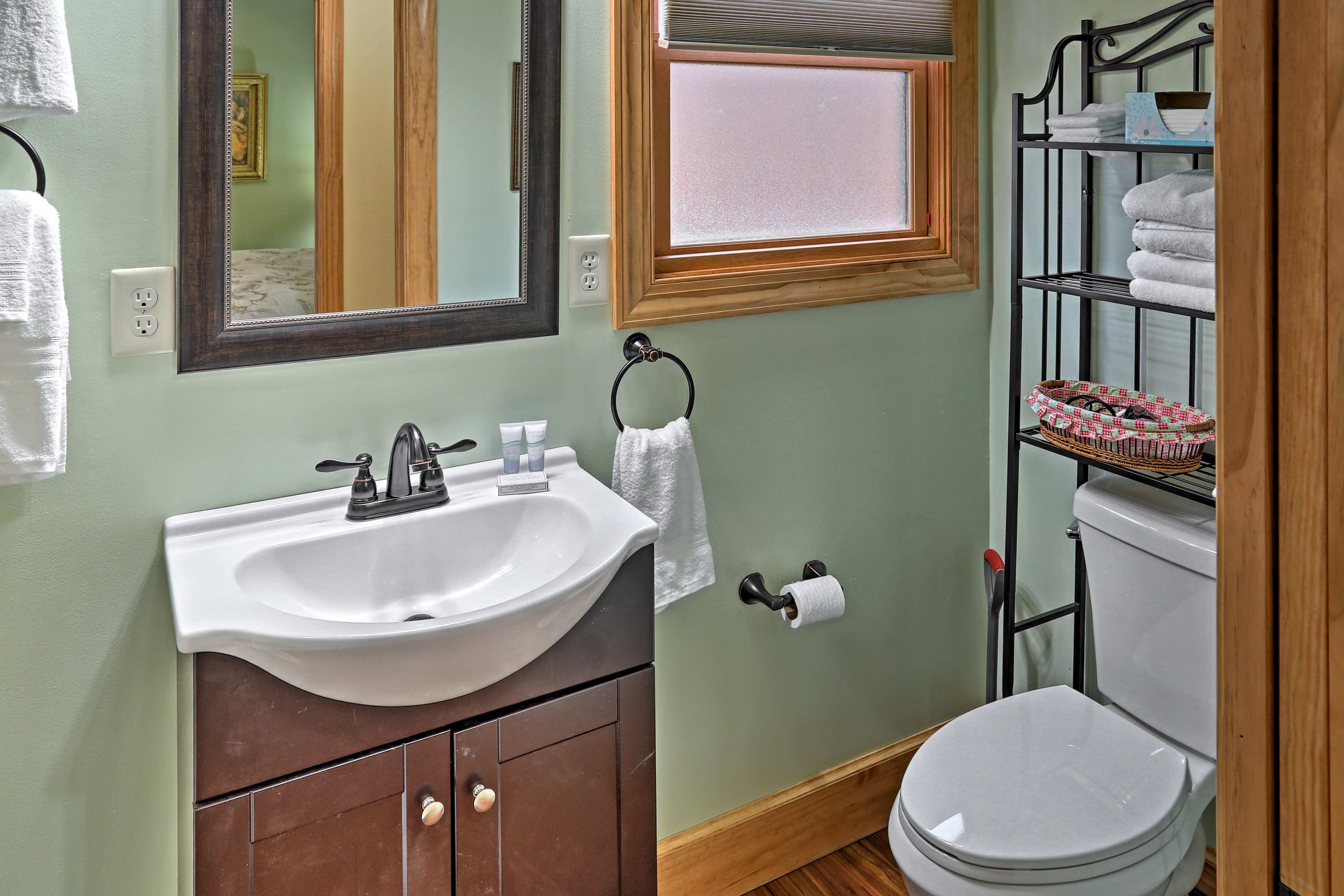 Full Bathroom