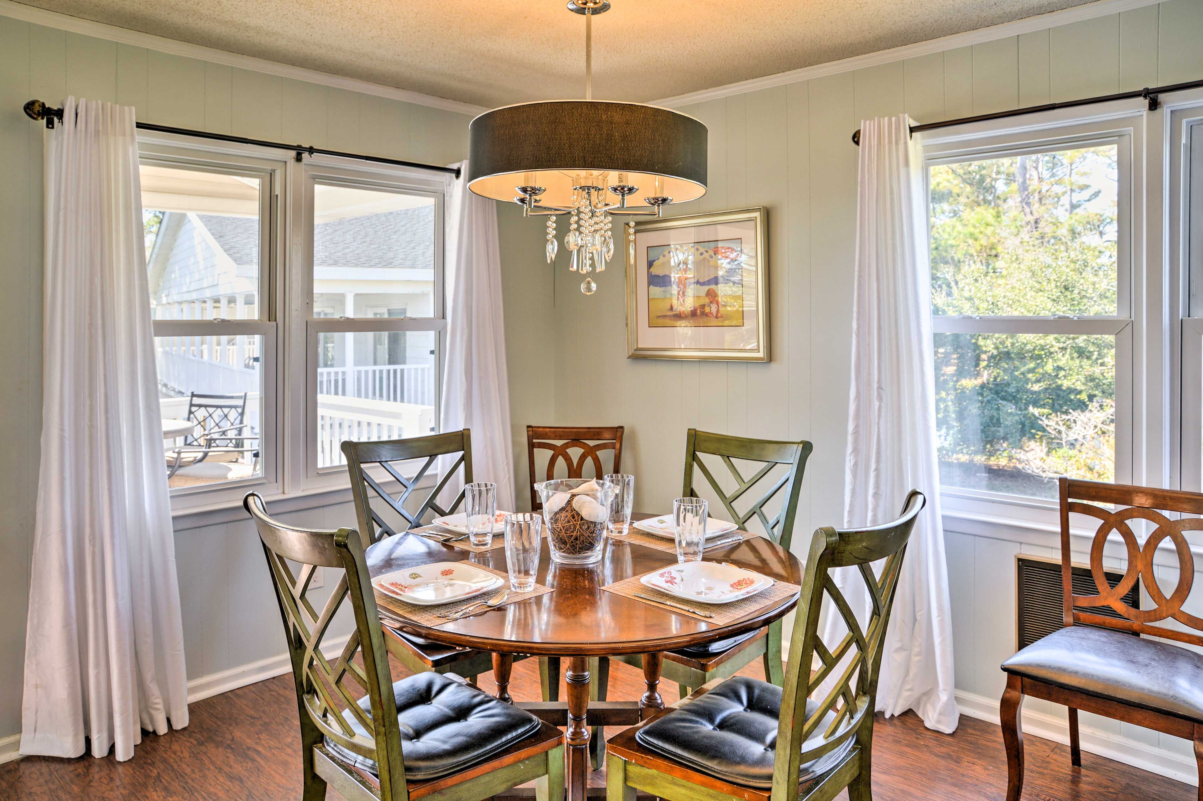 Dining Area | Dishware & Flatware