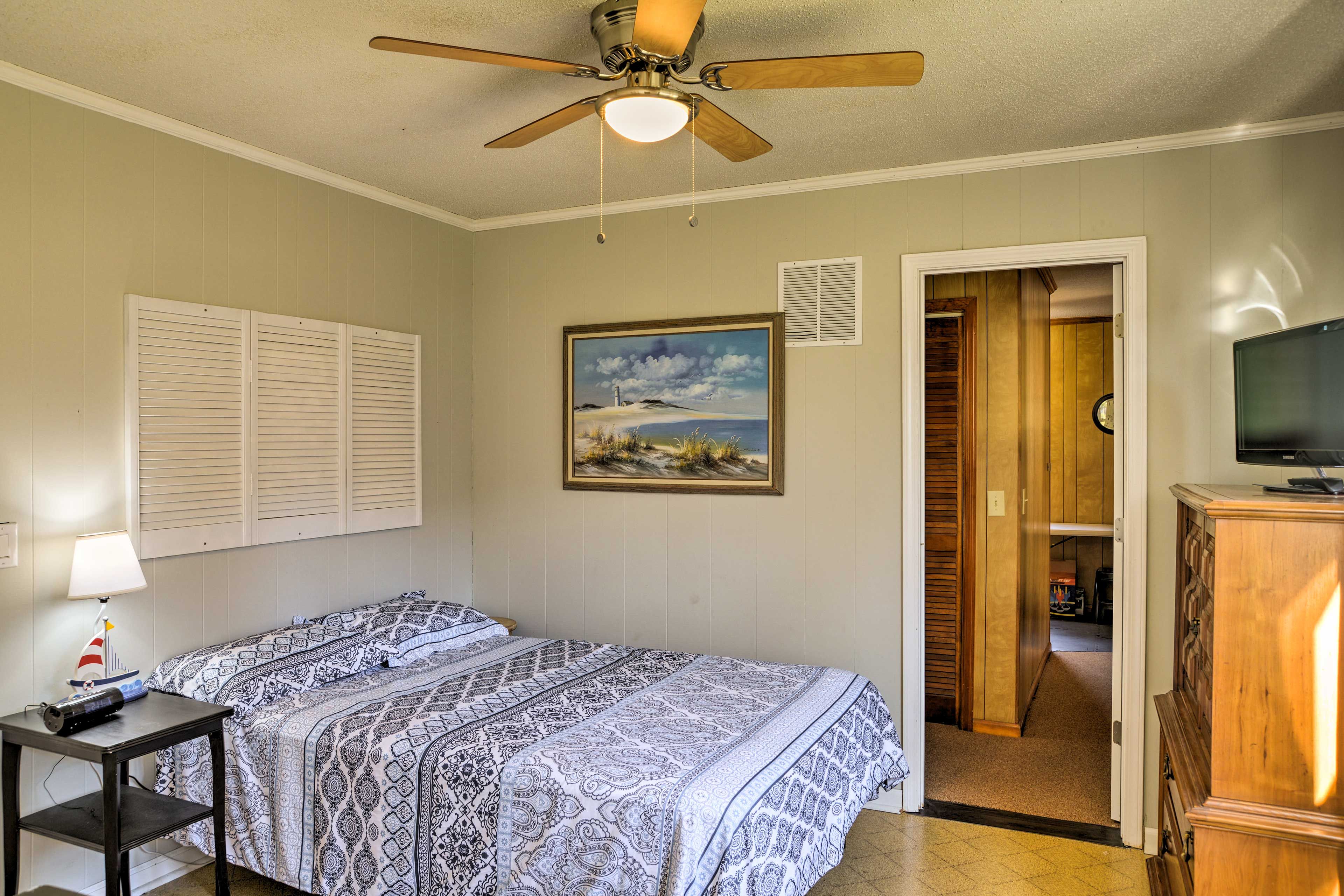 Bedroom 3 | Full Bed (Extra Long)