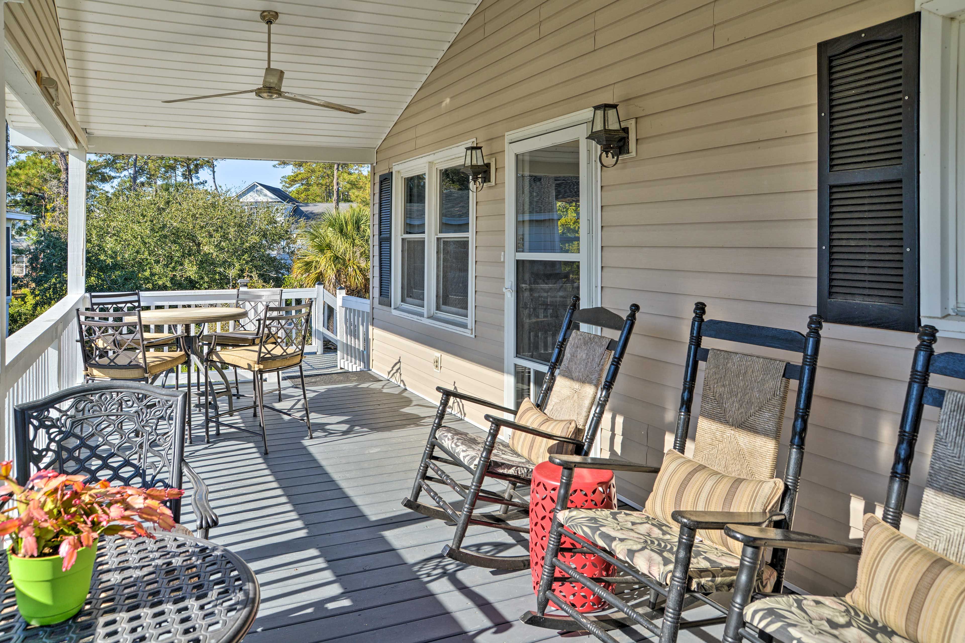 Private Deck | Keyless Entry