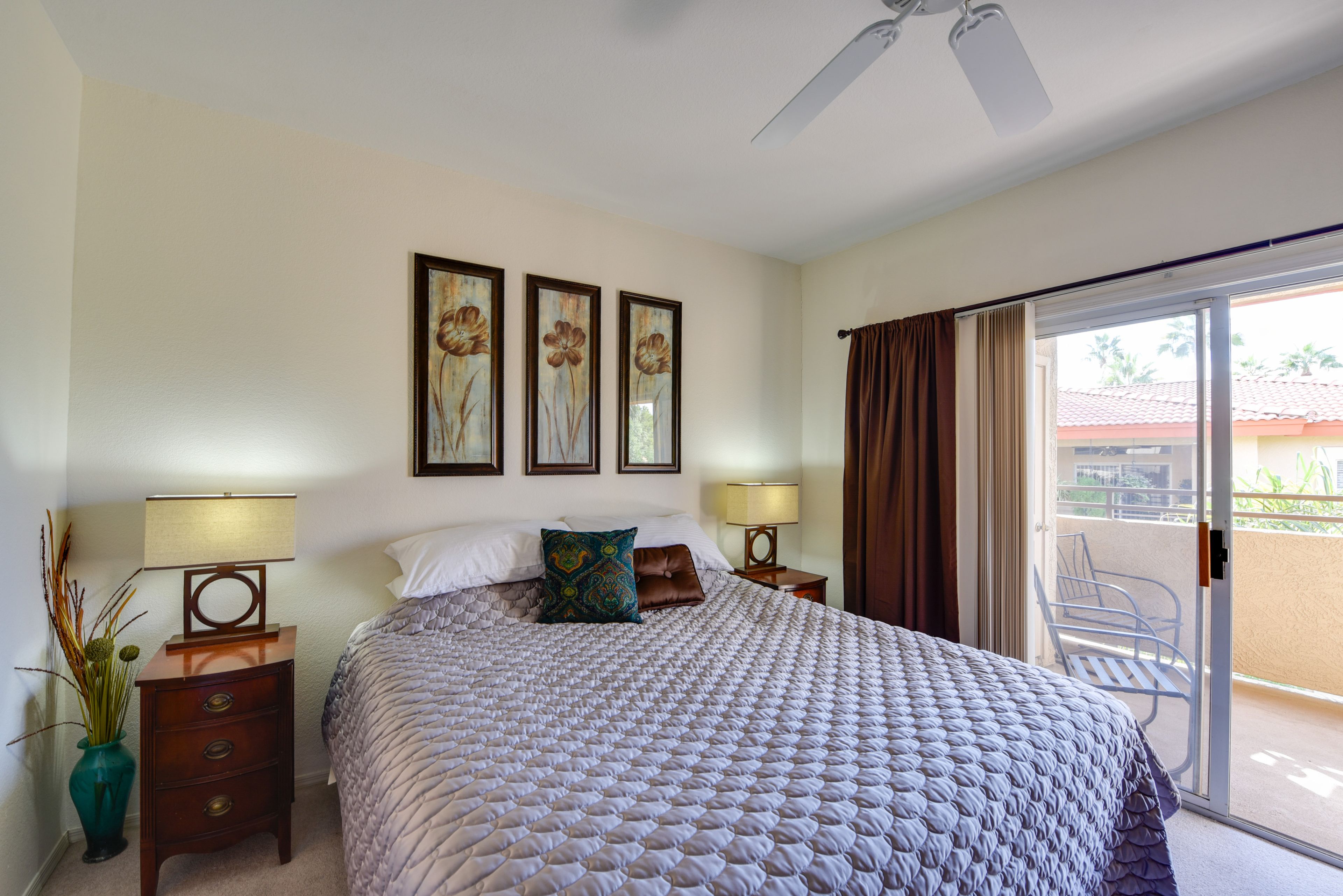 Bedroom 2 | King Bed